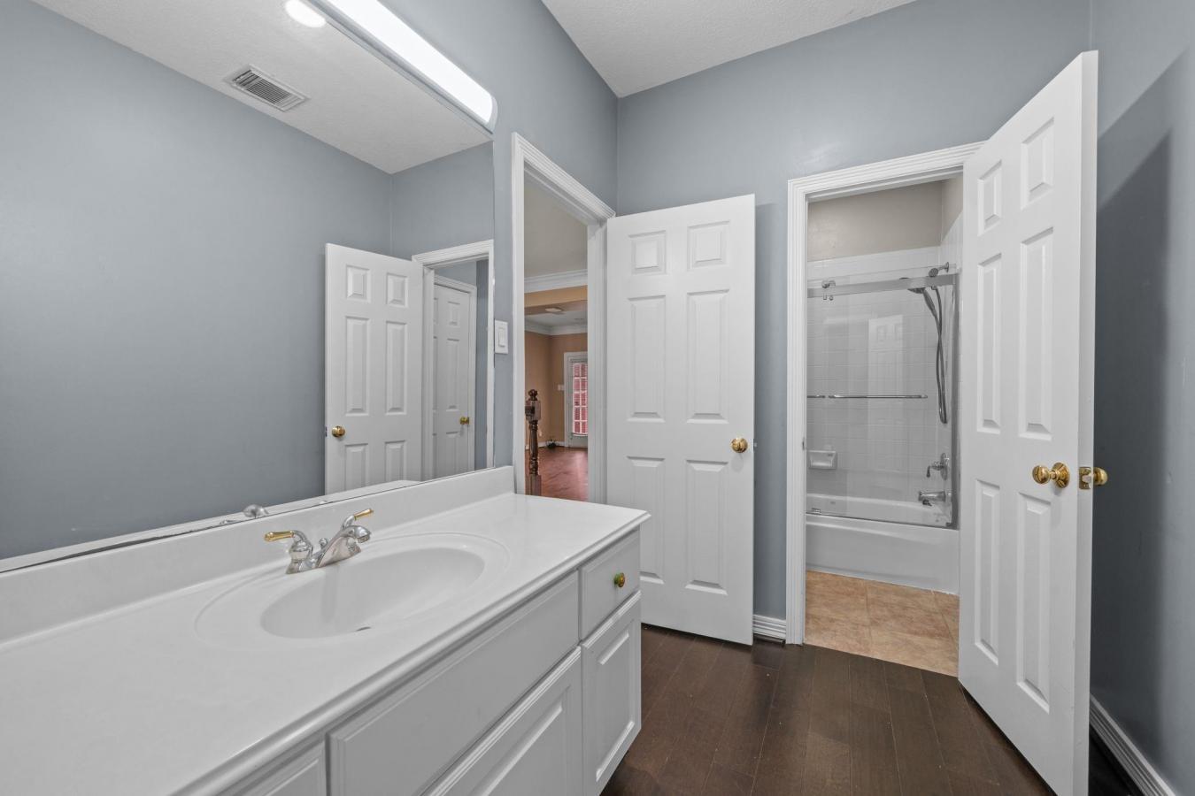 Sugar Land, Fort Bend, 77478, United States, 4 Bedrooms Bedrooms, ,4 BathroomsBathrooms,Residential,For Sale,1963334