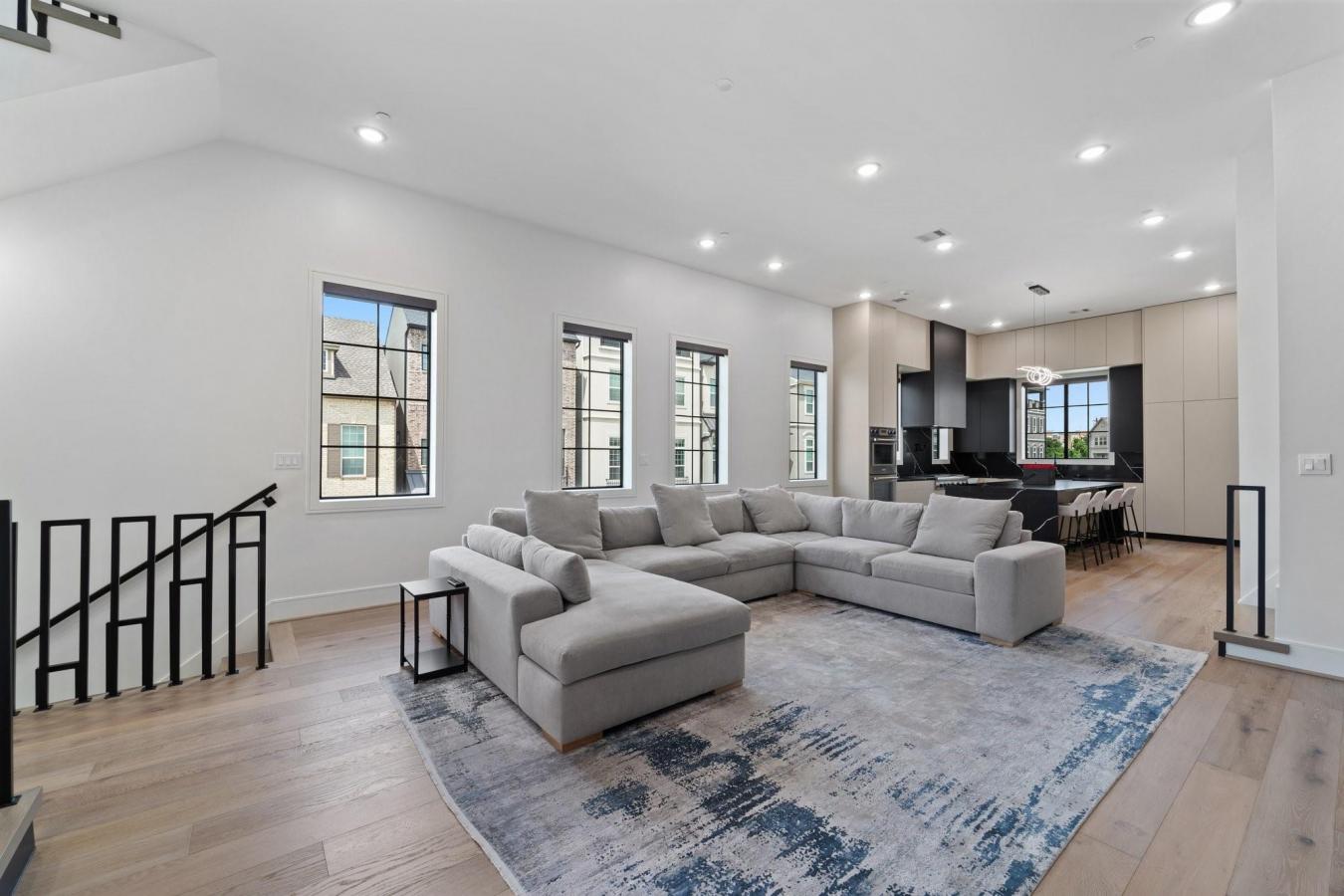 Houston, Harris, 77055, United States, 4 Bedrooms Bedrooms, ,4 BathroomsBathrooms,Residential,For Sale,1963333