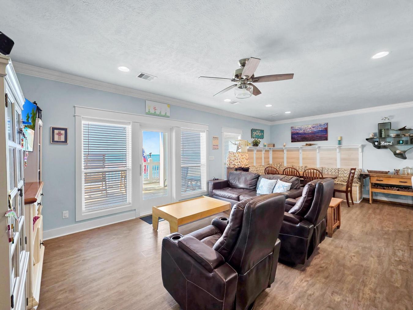 Gilchrist, Galveston, 77617, United States, 5 Bedrooms Bedrooms, ,5 BathroomsBathrooms,Residential,For Sale,1963335