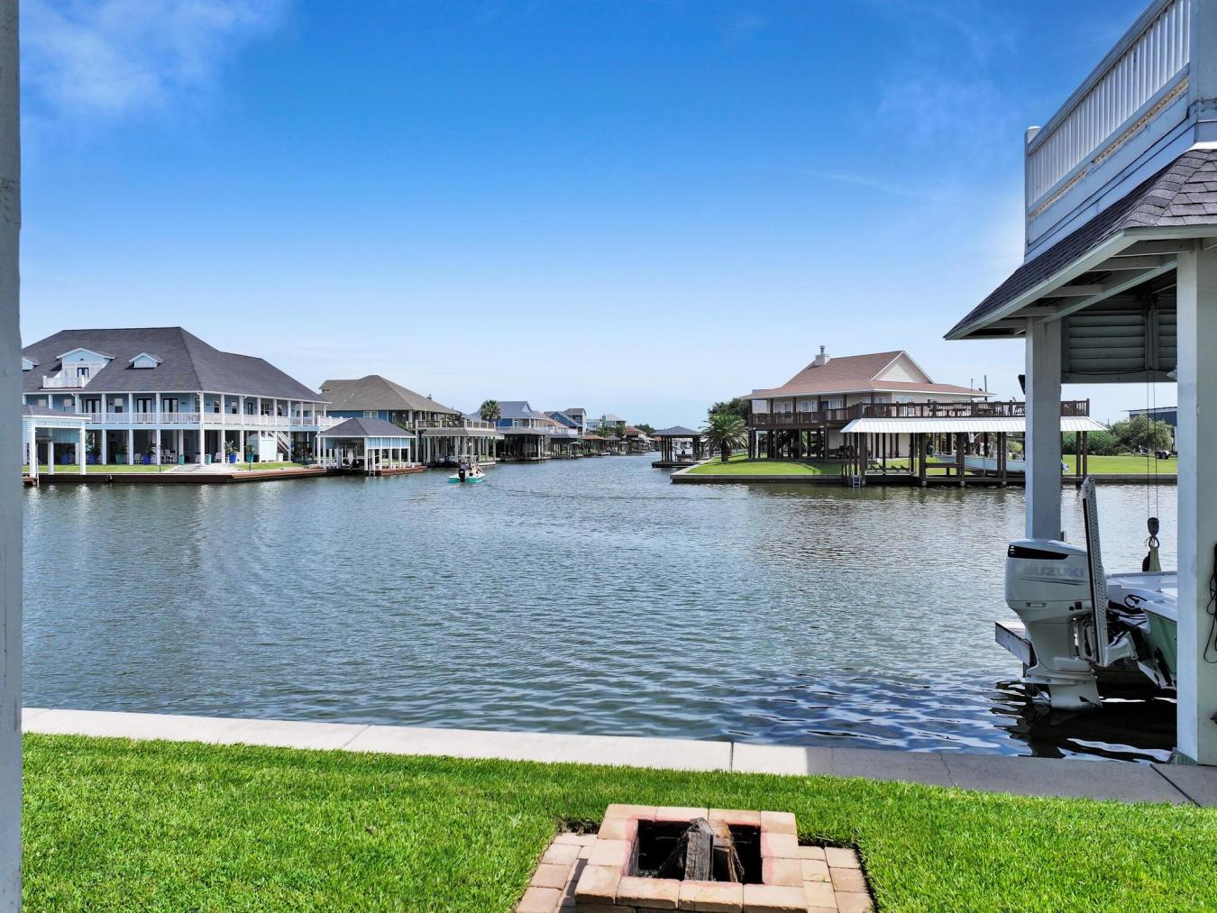Crystal Beach, Galveston, 77650, United States, 3 Bedrooms Bedrooms, ,2 BathroomsBathrooms,Residential,For Sale,1963331