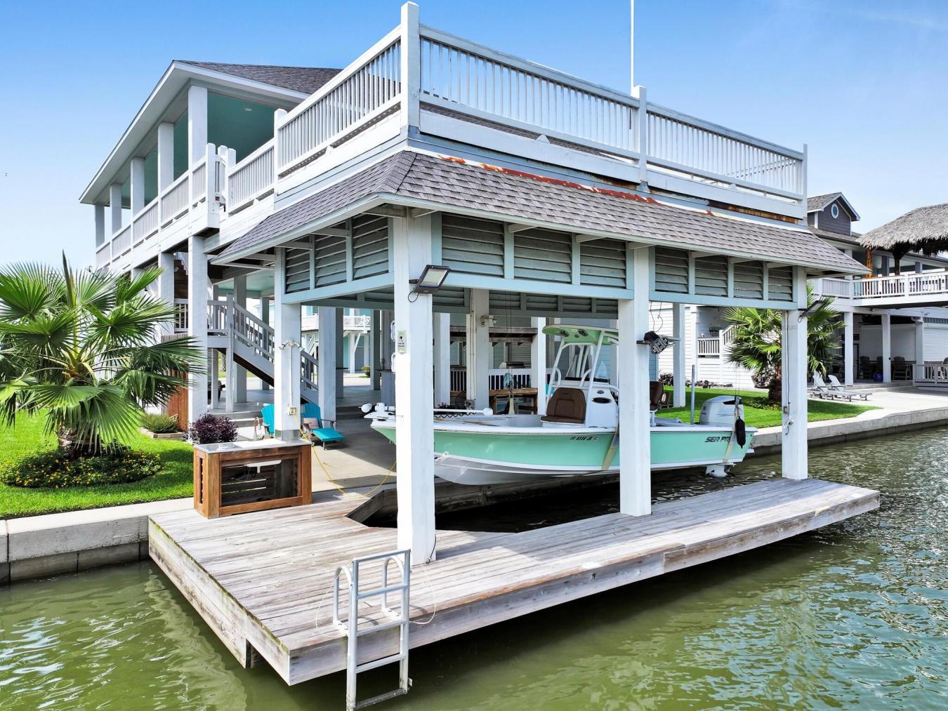 Crystal Beach, Galveston, 77650, United States, 3 Bedrooms Bedrooms, ,2 BathroomsBathrooms,Residential,For Sale,1963331