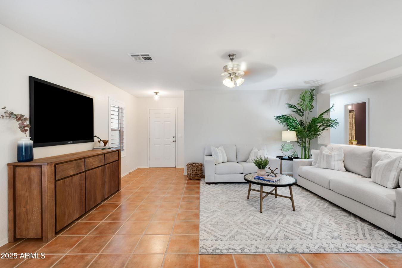 Cave Creek, Maricopa, 85331, United States, 3 Bedrooms Bedrooms, ,2 BathroomsBathrooms,Residential,For Sale,1963329