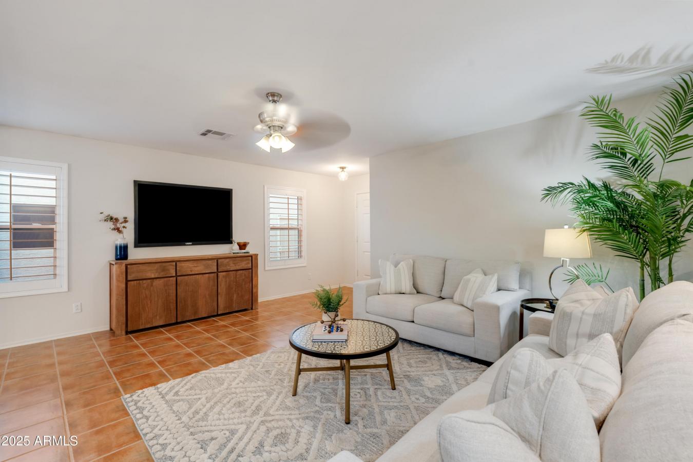 Cave Creek, Maricopa, 85331, United States, 3 Bedrooms Bedrooms, ,2 BathroomsBathrooms,Residential,For Sale,1963329