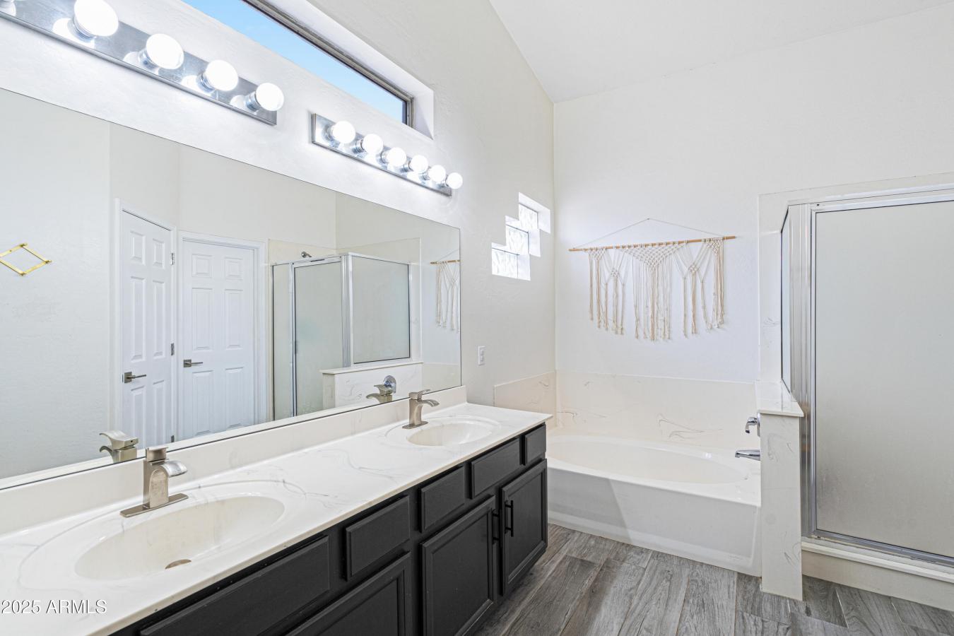 Cave Creek, Maricopa, 85331, United States, 3 Bedrooms Bedrooms, ,2 BathroomsBathrooms,Residential,For Sale,1963327