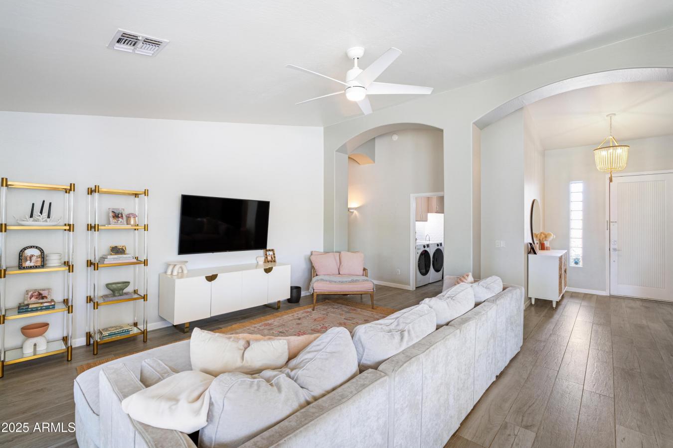 Cave Creek, Maricopa, 85331, United States, 3 Bedrooms Bedrooms, ,2 BathroomsBathrooms,Residential,For Sale,1963327