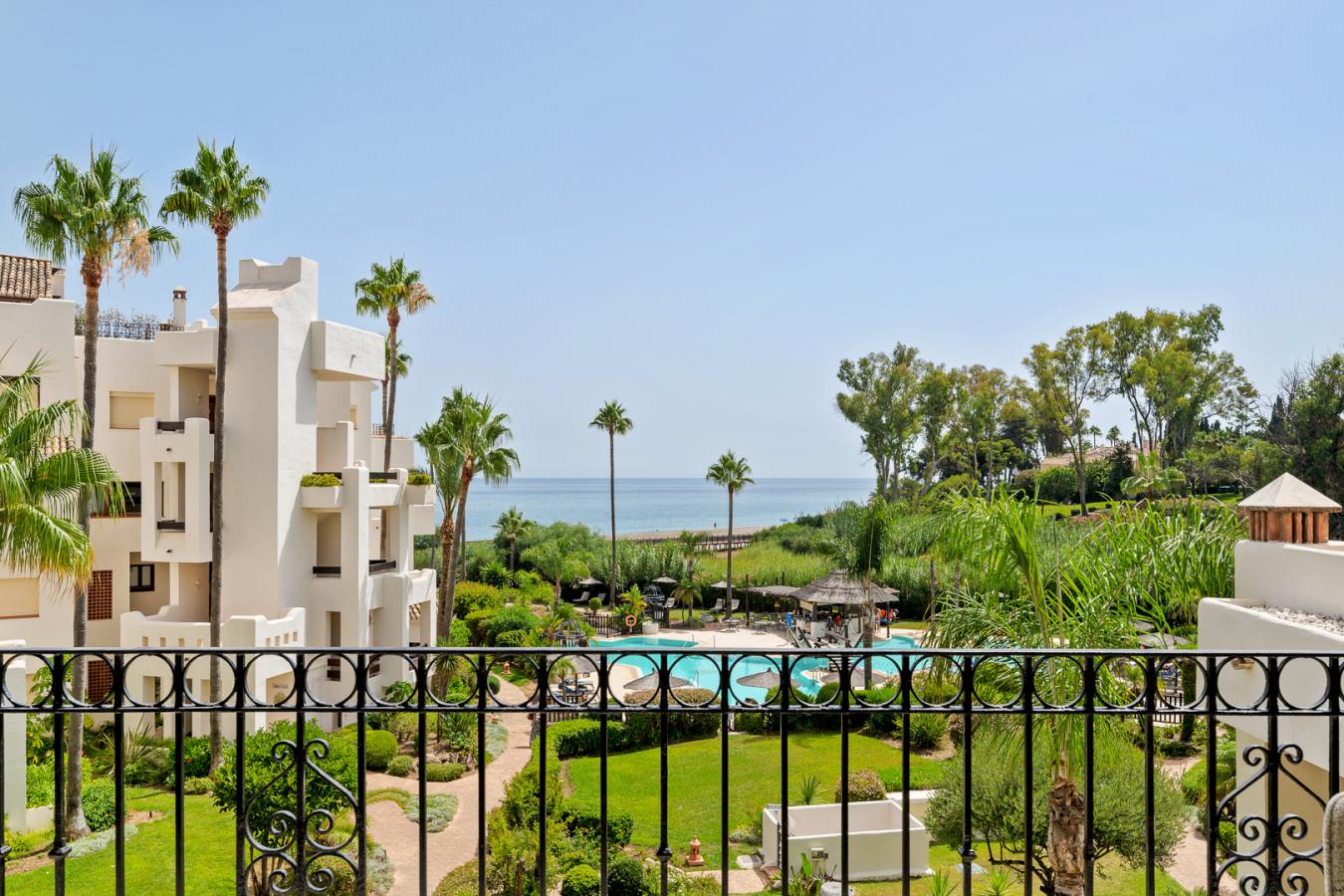 Estepona, Malaga, 29689, Spain, 3 Bedrooms Bedrooms, ,2 BathroomsBathrooms,Residential,For Sale,1963328