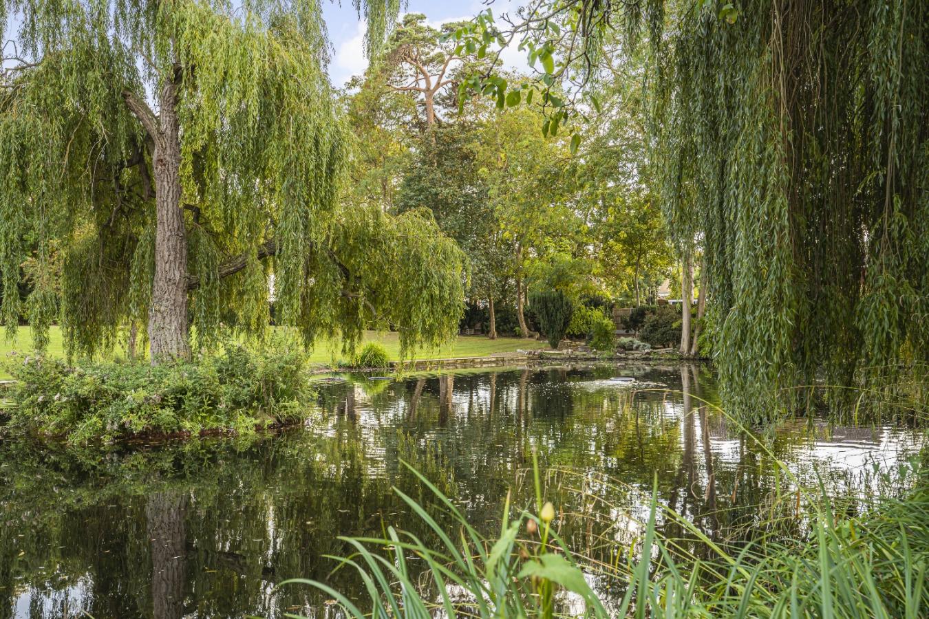 Witham, Essex, CM8 1DA, United Kingdom, 8 Bedrooms Bedrooms, ,6 BathroomsBathrooms,Residential,For Sale,1963326