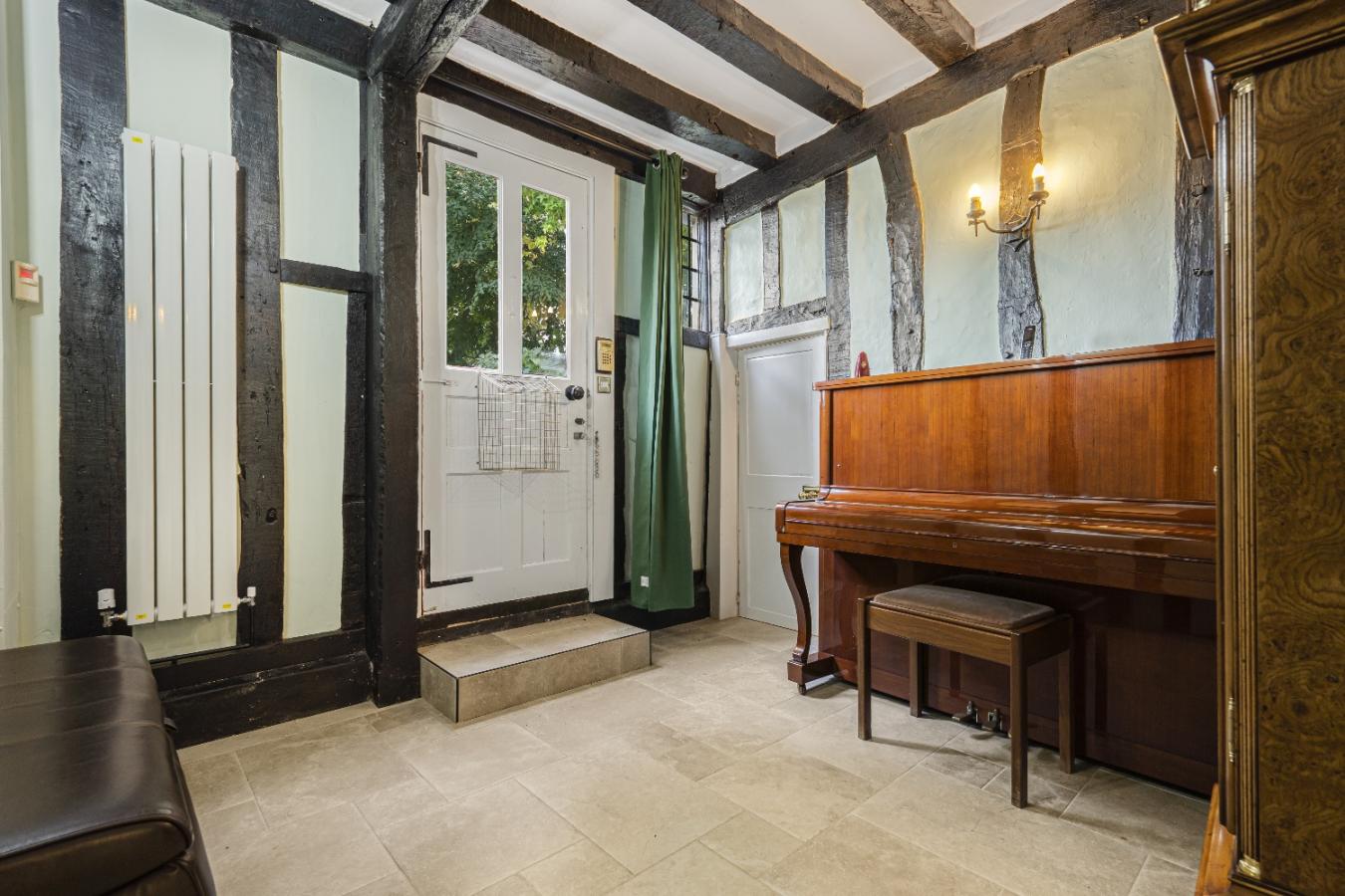 Witham, Essex, CM8 1DA, United Kingdom, 8 Bedrooms Bedrooms, ,6 BathroomsBathrooms,Residential,For Sale,1963326