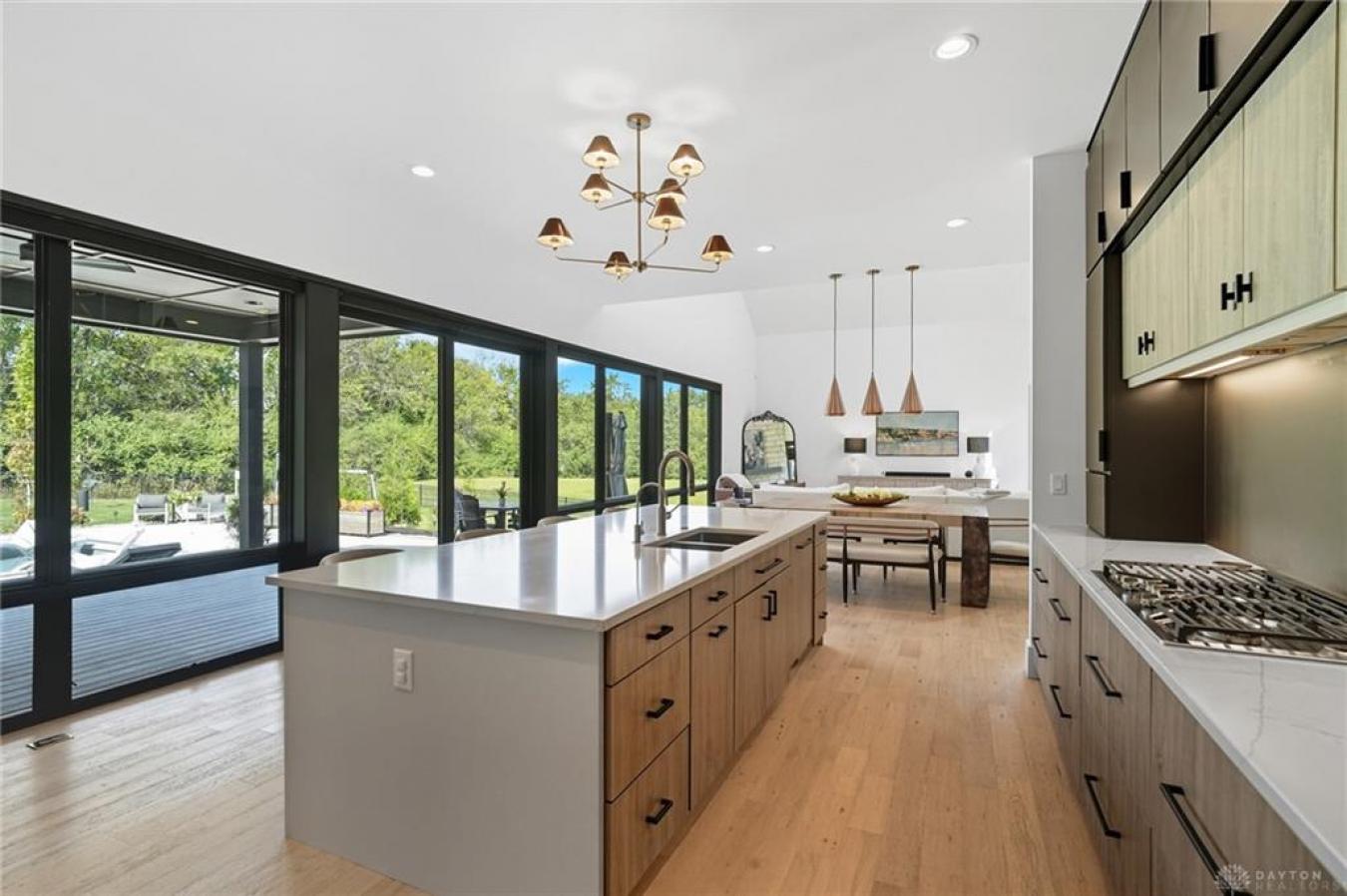 Springboro, Warren, 45066, United States, 3 Bedrooms Bedrooms, ,2 BathroomsBathrooms,Residential,For Sale,1963325