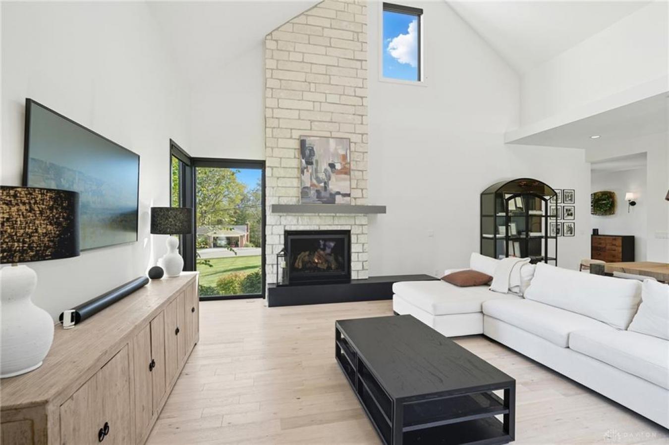 Springboro, Warren, 45066, United States, 3 Bedrooms Bedrooms, ,2 BathroomsBathrooms,Residential,For Sale,1963325