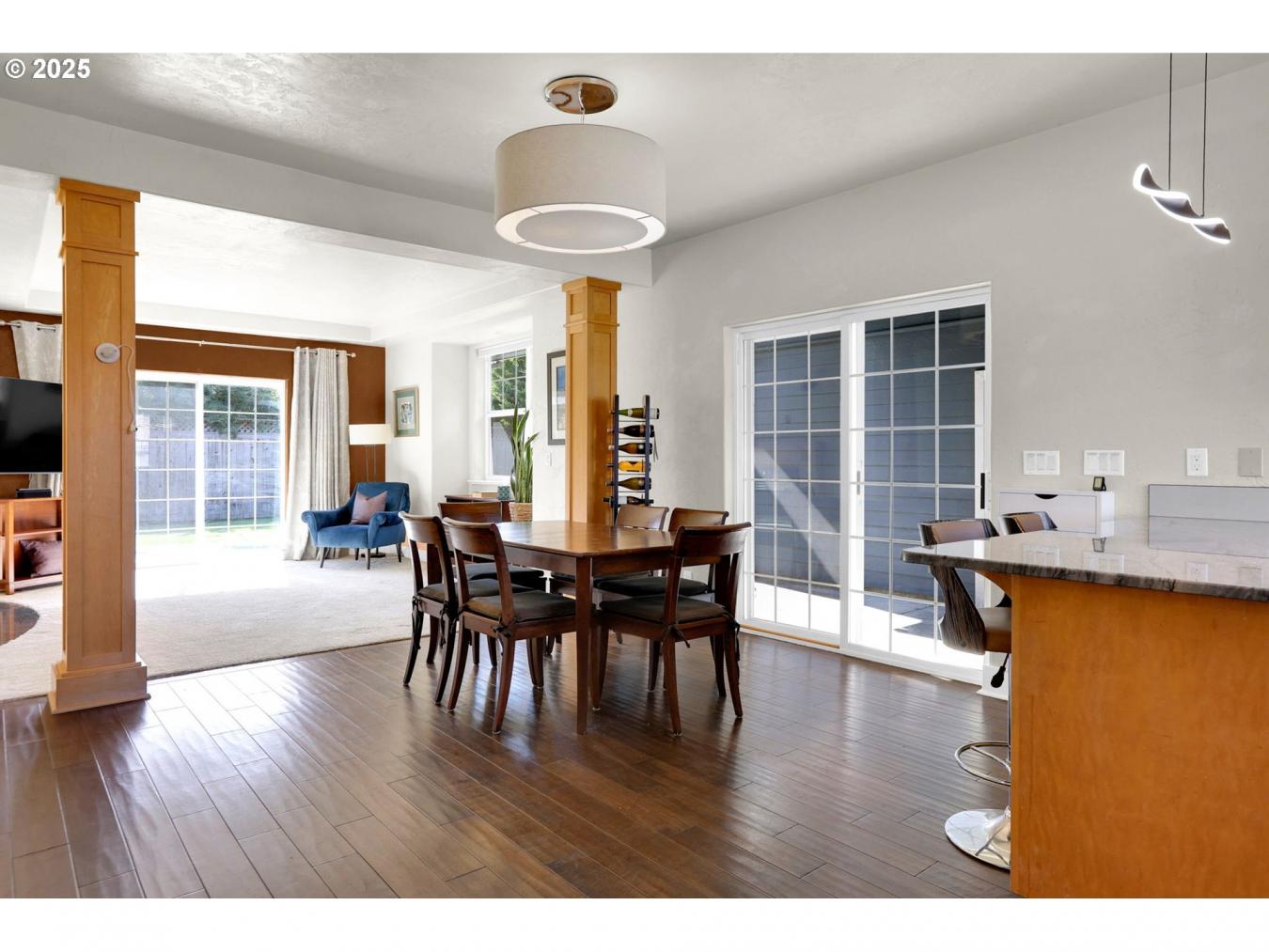 Eugene, Lane, 97404, United States, ,Residential,For Sale,1963322