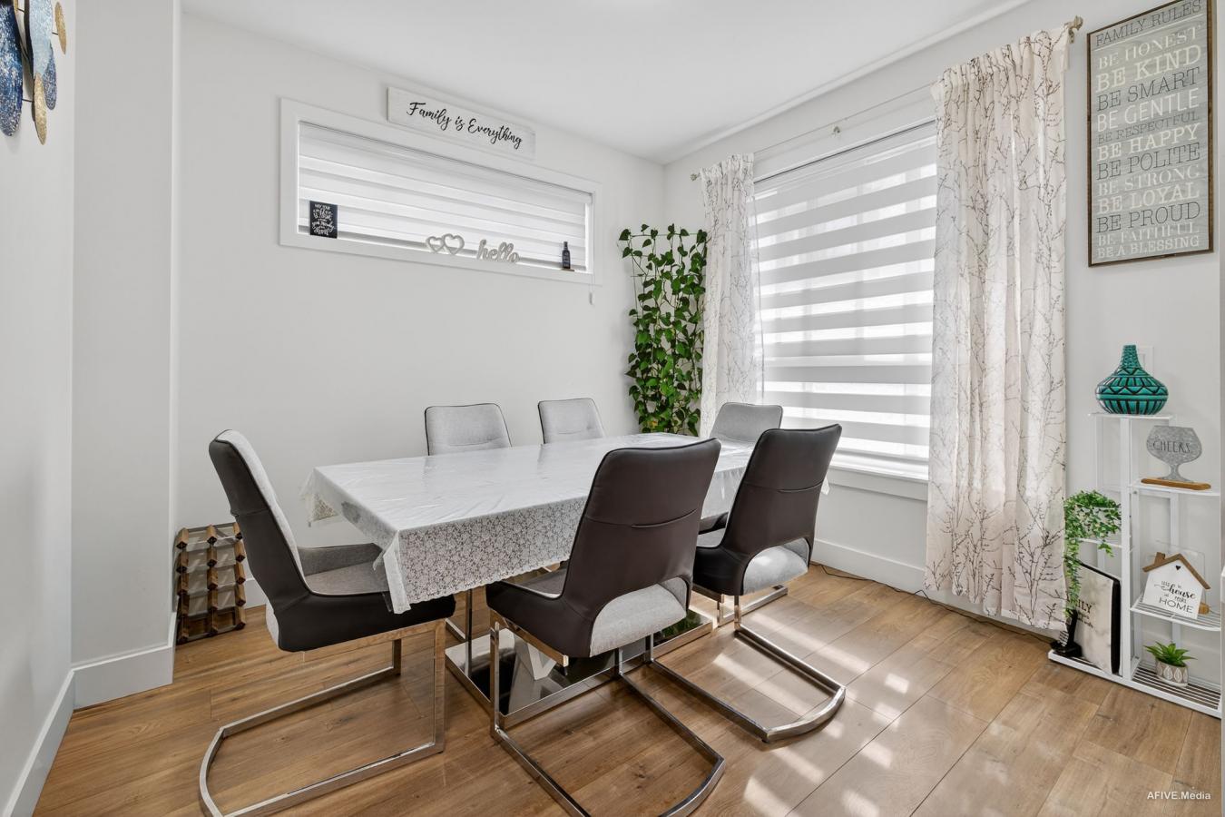 Delta, Canada, V4C1A9, Canada, 4 Bedrooms Bedrooms, ,3 BathroomsBathrooms,Residential,For Sale,1963321