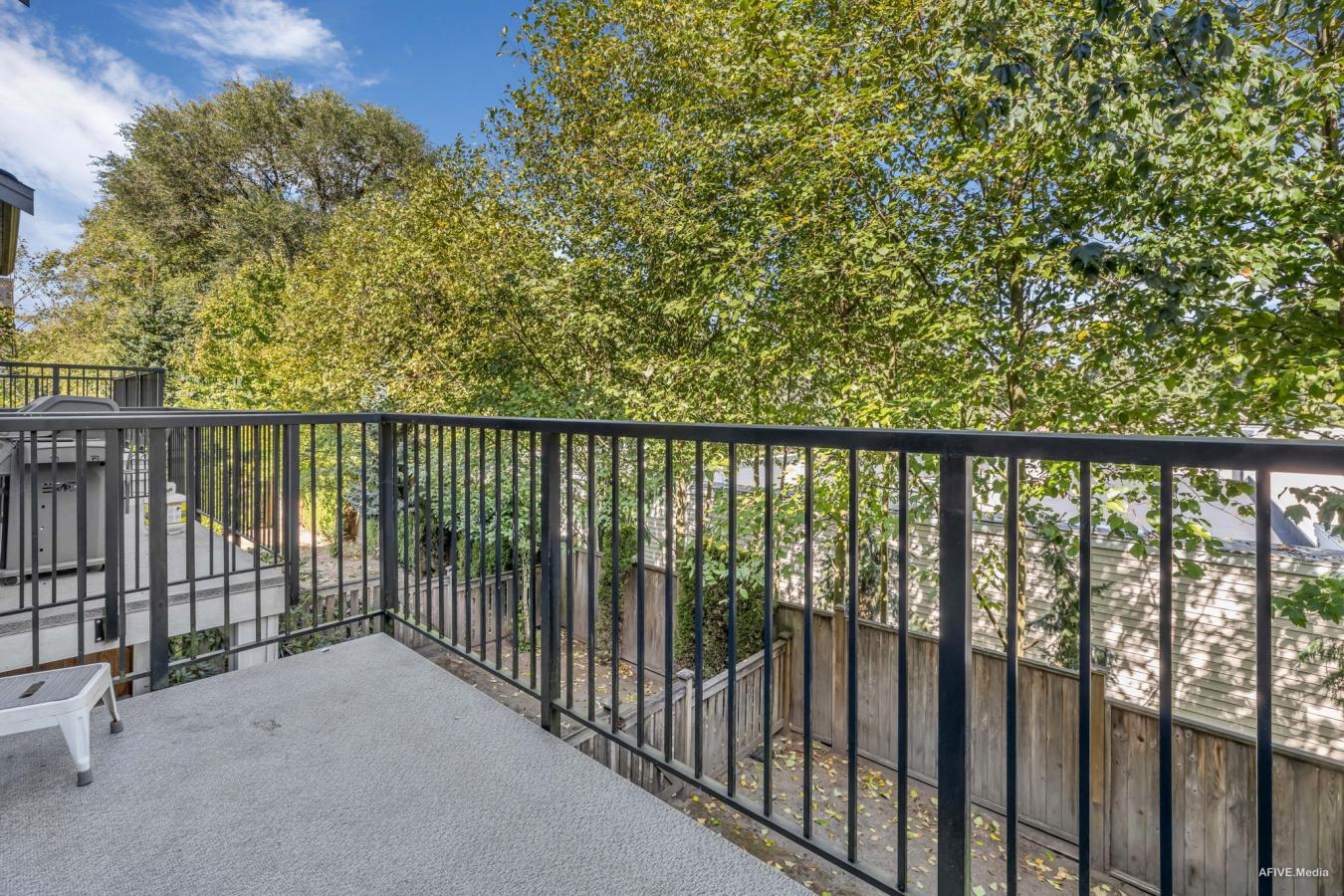 Surrey, BC, V3X1A2, Canada, 2 Bedrooms Bedrooms, ,2 BathroomsBathrooms,Residential,For Sale,1963318