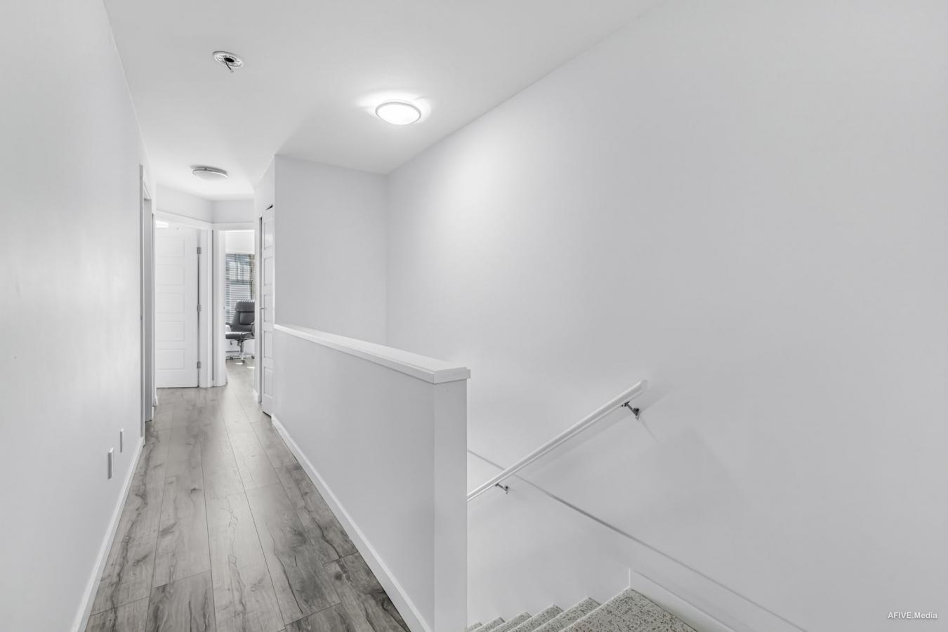 Surrey, BC, V3X1A2, Canada, 2 Bedrooms Bedrooms, ,2 BathroomsBathrooms,Residential,For Sale,1963318