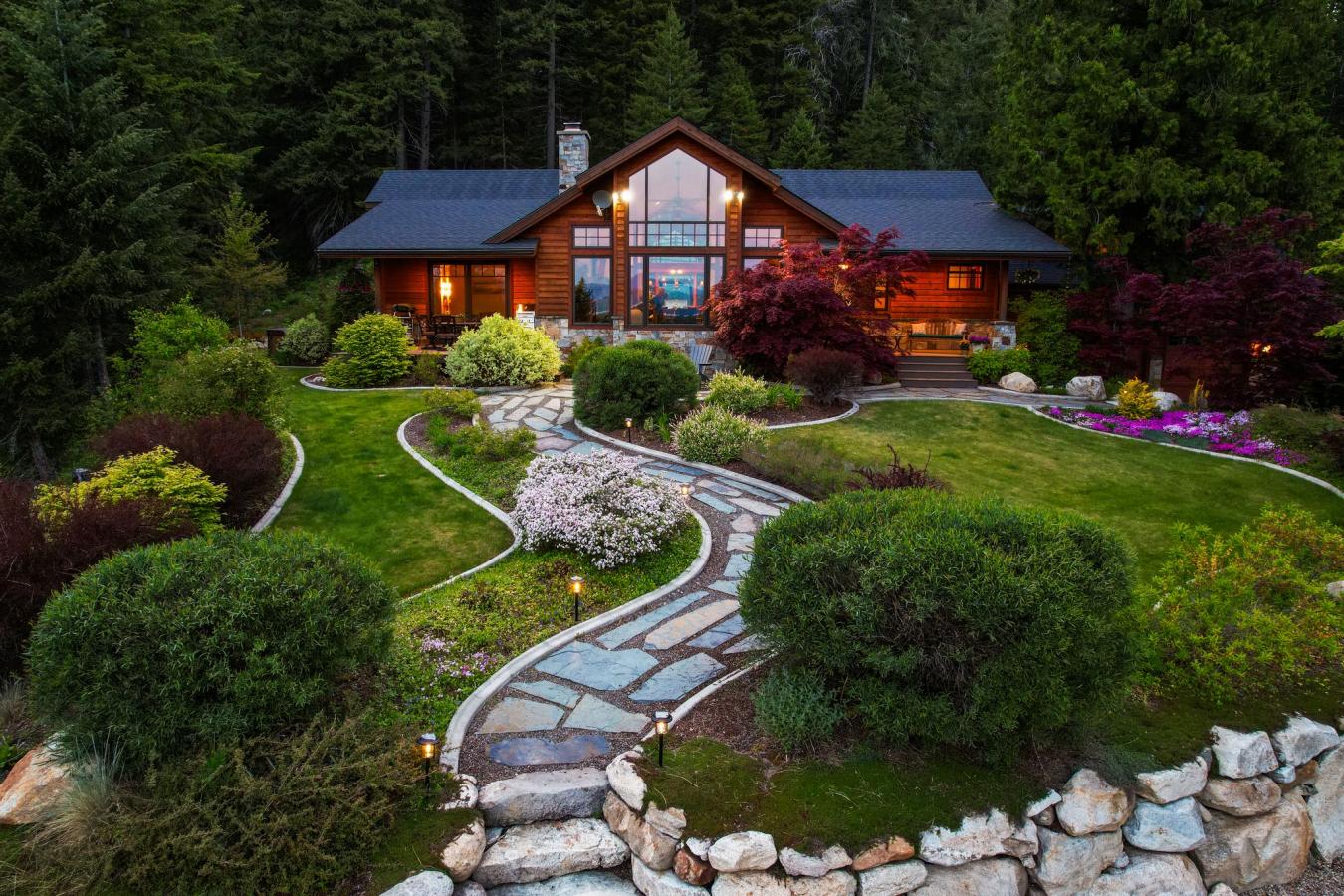 Sandpoint, Bonner, 83864, United States, 3 Bedrooms Bedrooms, ,3 BathroomsBathrooms,Residential,For Sale,1963316