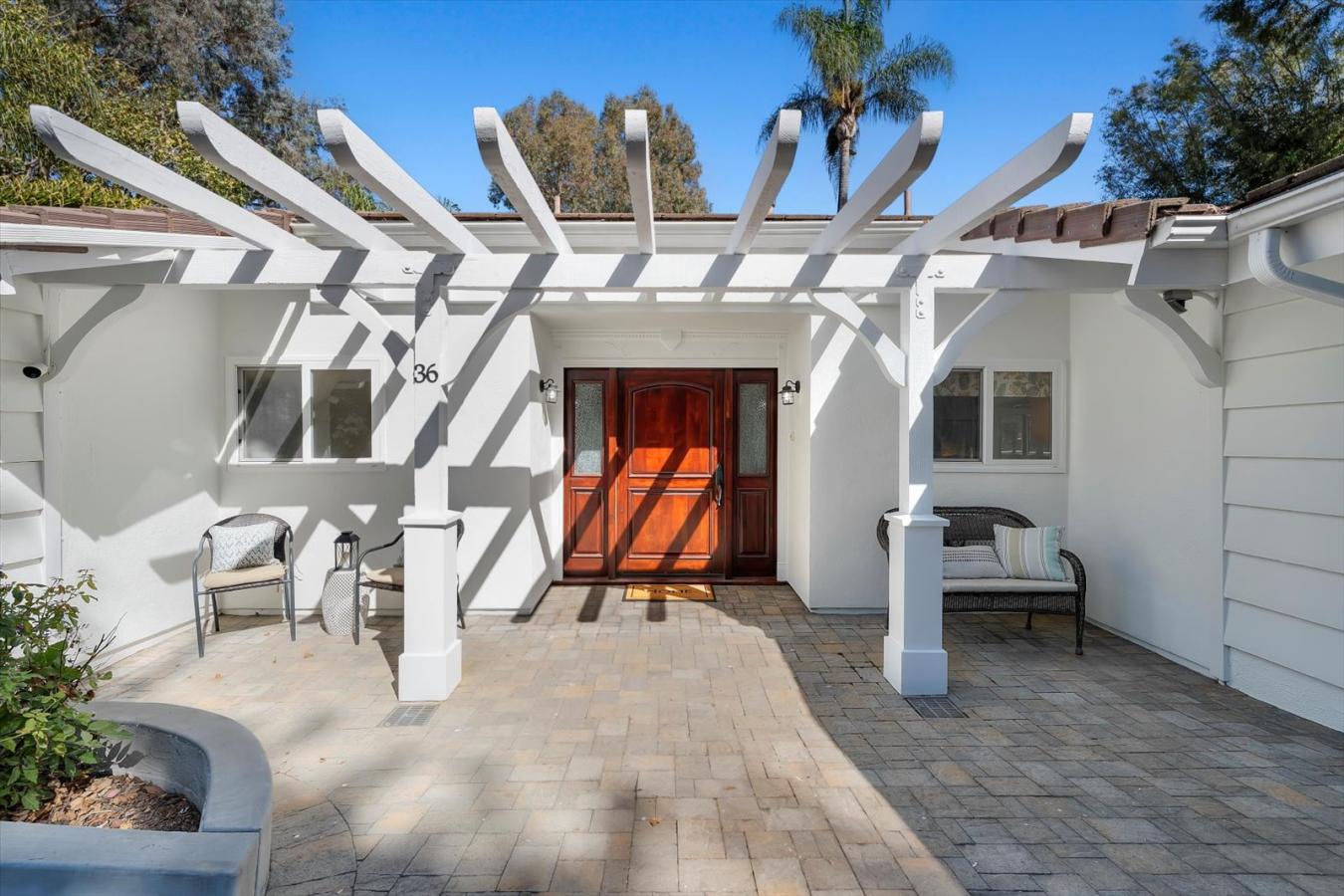 Rolling Hills, California, 90274, United States, 4 Bedrooms Bedrooms, ,3 BathroomsBathrooms,Residential,For Sale,1964658