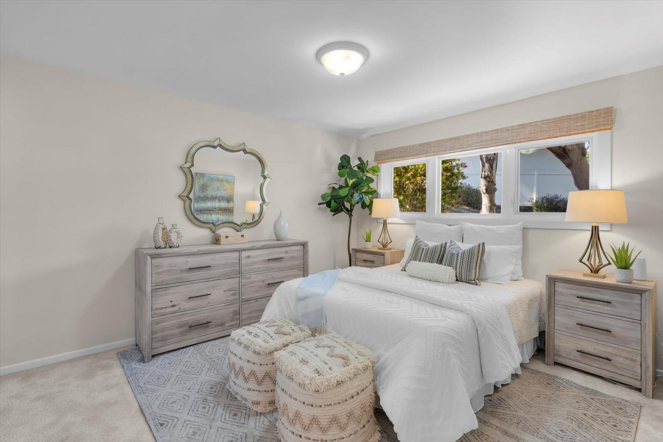 Rolling Hills, California, 90274, United States, 4 Bedrooms Bedrooms, ,3 BathroomsBathrooms,Residential,For Sale,1964658