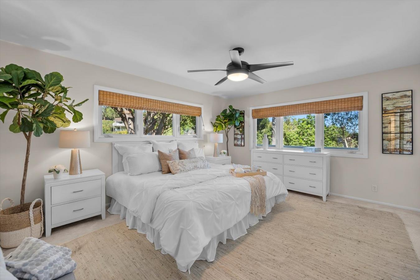 Rolling Hills, California, 90274, United States, 4 Bedrooms Bedrooms, ,3 BathroomsBathrooms,Residential,For Sale,1964658