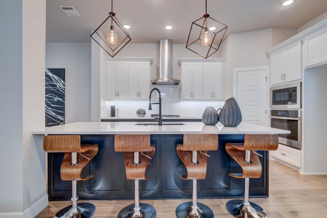 Dallas, Dallas, 75208, United States, 3 Bedrooms Bedrooms, ,3 BathroomsBathrooms,Residential,For Sale,1963313