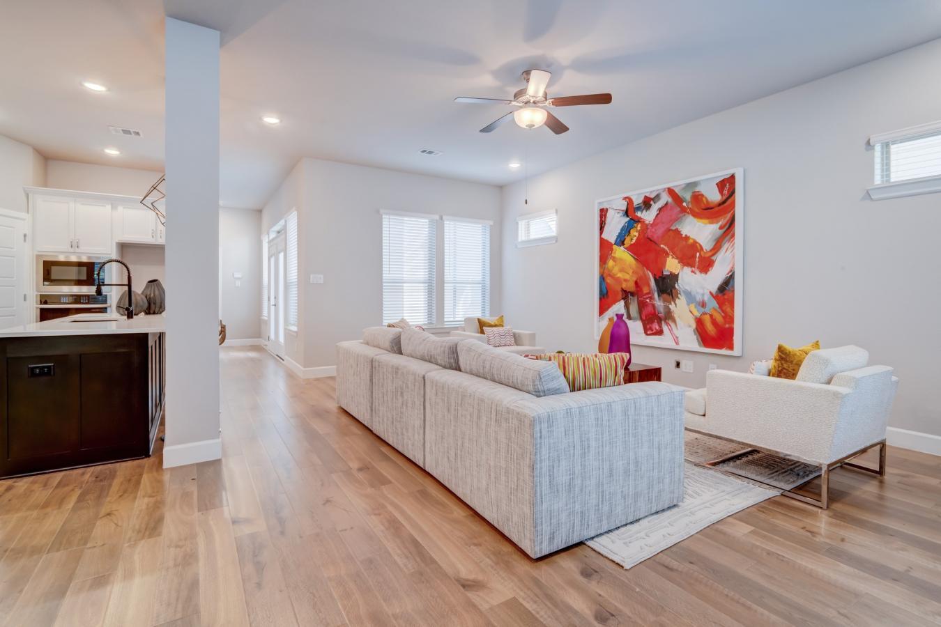 Dallas, Dallas, 75208, United States, 3 Bedrooms Bedrooms, ,3 BathroomsBathrooms,Residential,For Sale,1963313