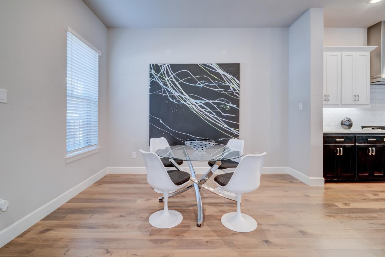 Dallas, Dallas, 75208, United States, 3 Bedrooms Bedrooms, ,3 BathroomsBathrooms,Residential,For Sale,1963313