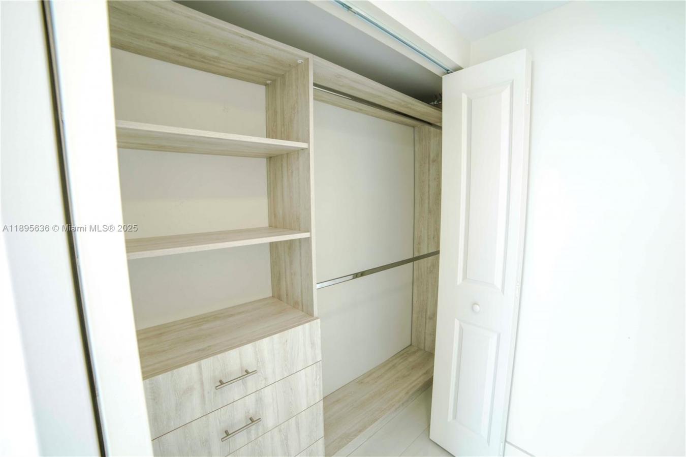 Sunny Isles Beach, Miami-Dade County, 33160, United States, ,Residential,For Sale,1963312