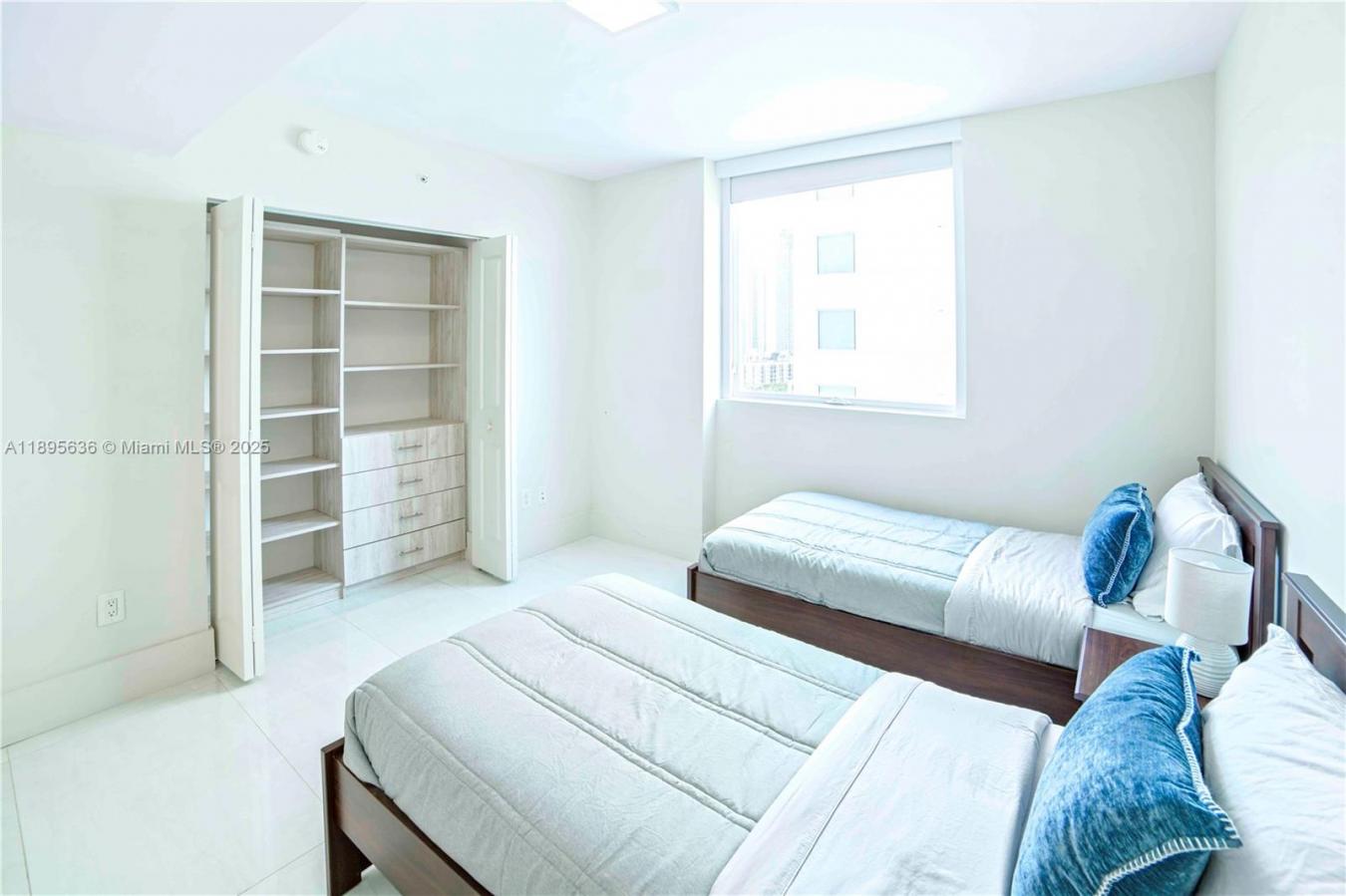 Sunny Isles Beach, Miami-Dade County, 33160, United States, ,Residential,For Sale,1963312