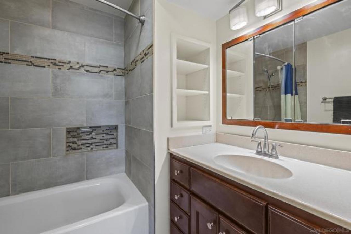 San Diego, San Diego, 92124, United States, 4 Bedrooms Bedrooms, ,2 BathroomsBathrooms,Residential,For Sale,1963310