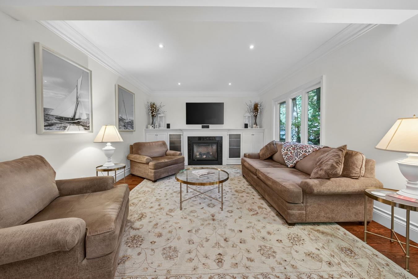 Toronto, ON, M2L 1H1, Canada, 4 Bedrooms Bedrooms, ,4 BathroomsBathrooms,Residential,For Sale,1963309