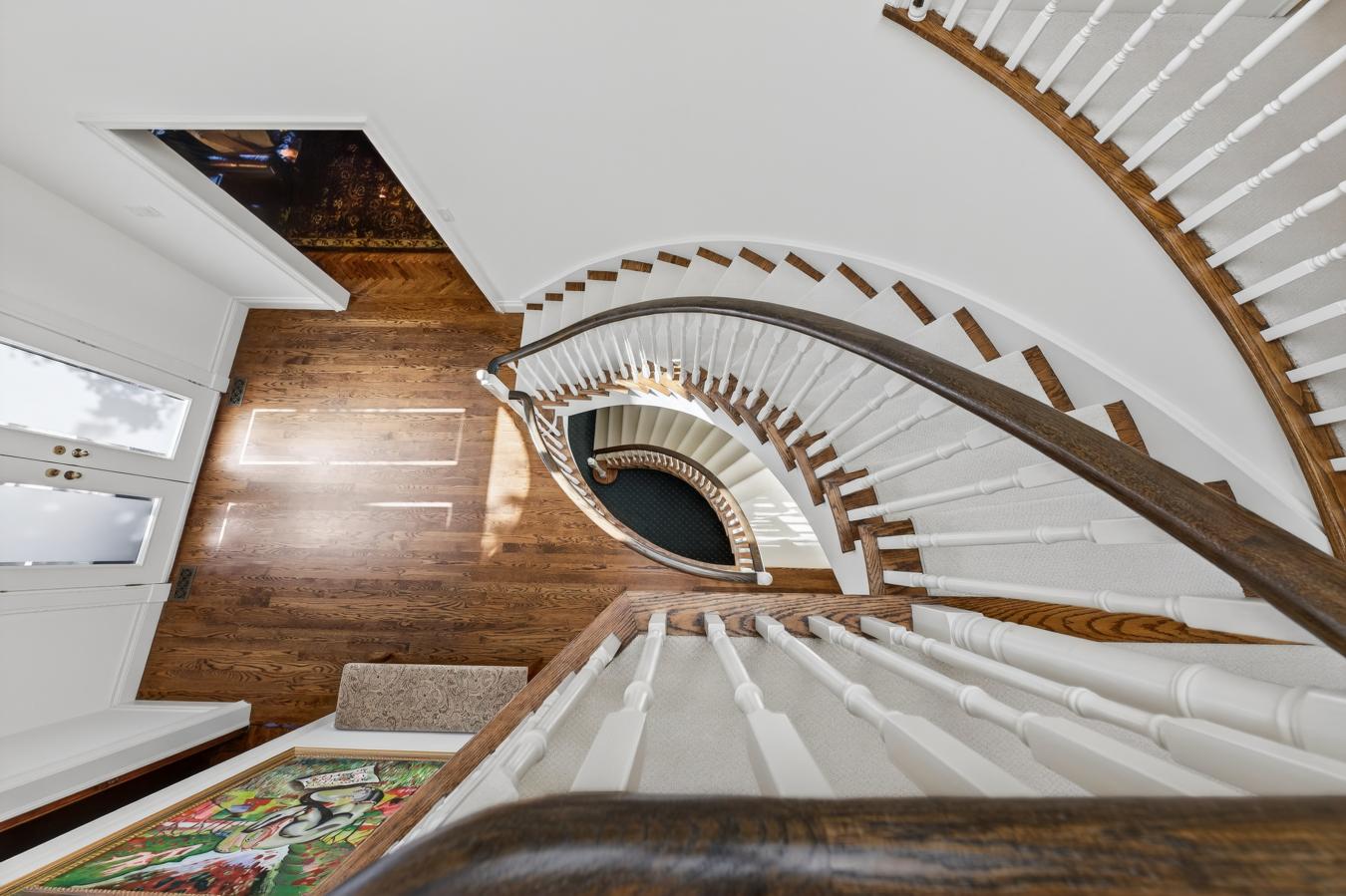 Toronto, ON, M2L 1H1, Canada, 4 Bedrooms Bedrooms, ,4 BathroomsBathrooms,Residential,For Sale,1963309