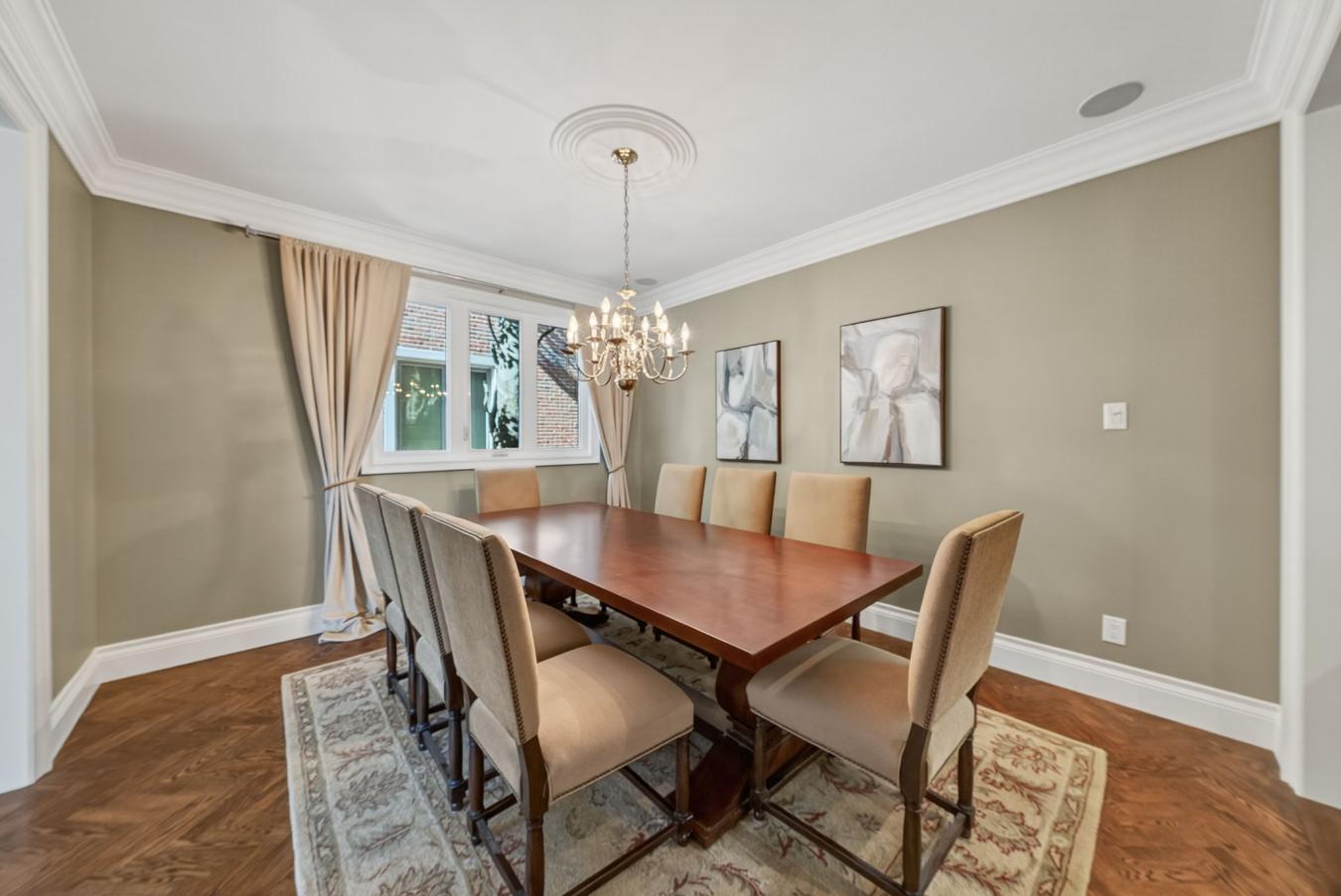 Toronto, ON, M2L 1H1, Canada, 4 Bedrooms Bedrooms, ,4 BathroomsBathrooms,Residential,For Sale,1963309