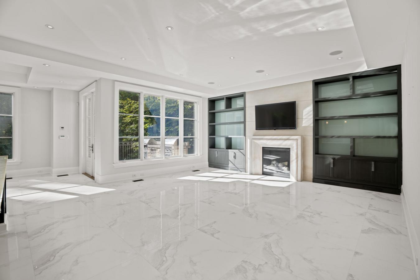 Toronto, ON, M4N 3L6, Canada, 4 Bedrooms Bedrooms, ,5 BathroomsBathrooms,Residential,For Sale,1963308