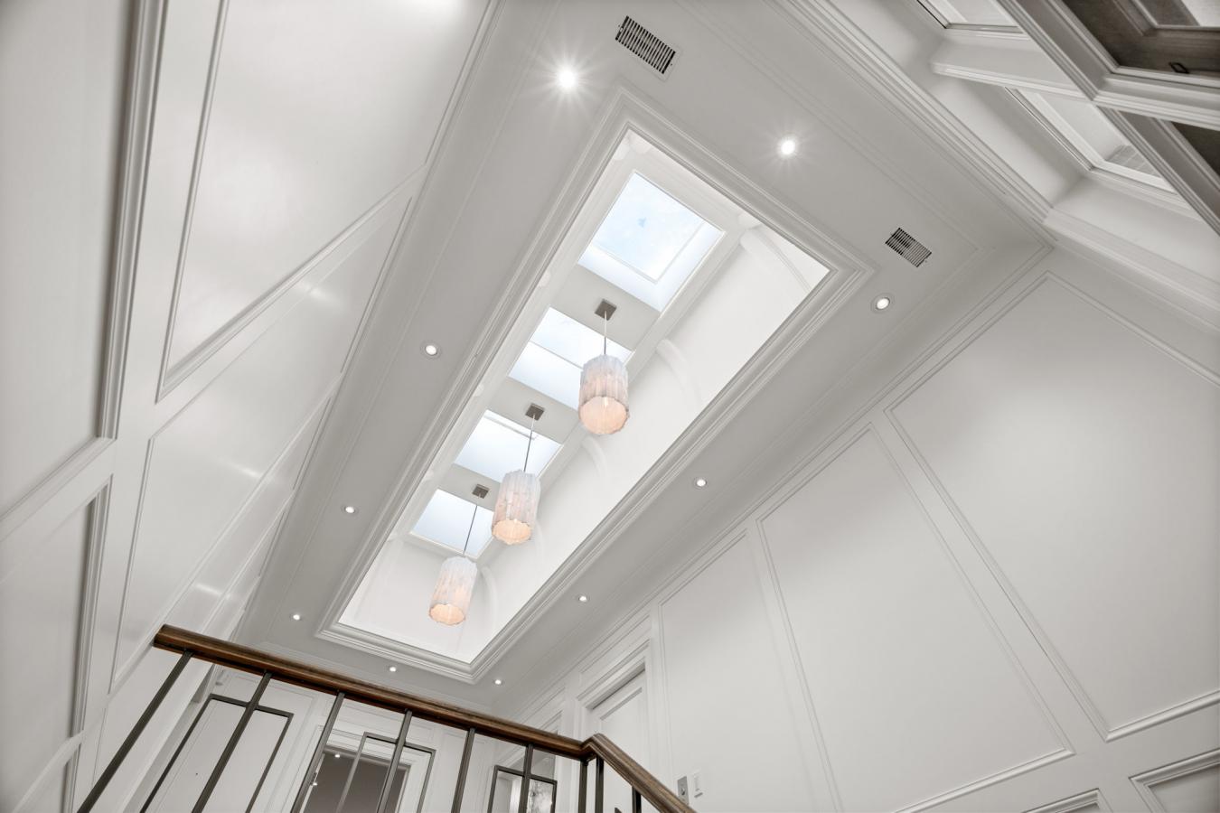 Toronto, ON, M4N 3L6, Canada, 4 Bedrooms Bedrooms, ,5 BathroomsBathrooms,Residential,For Sale,1963308