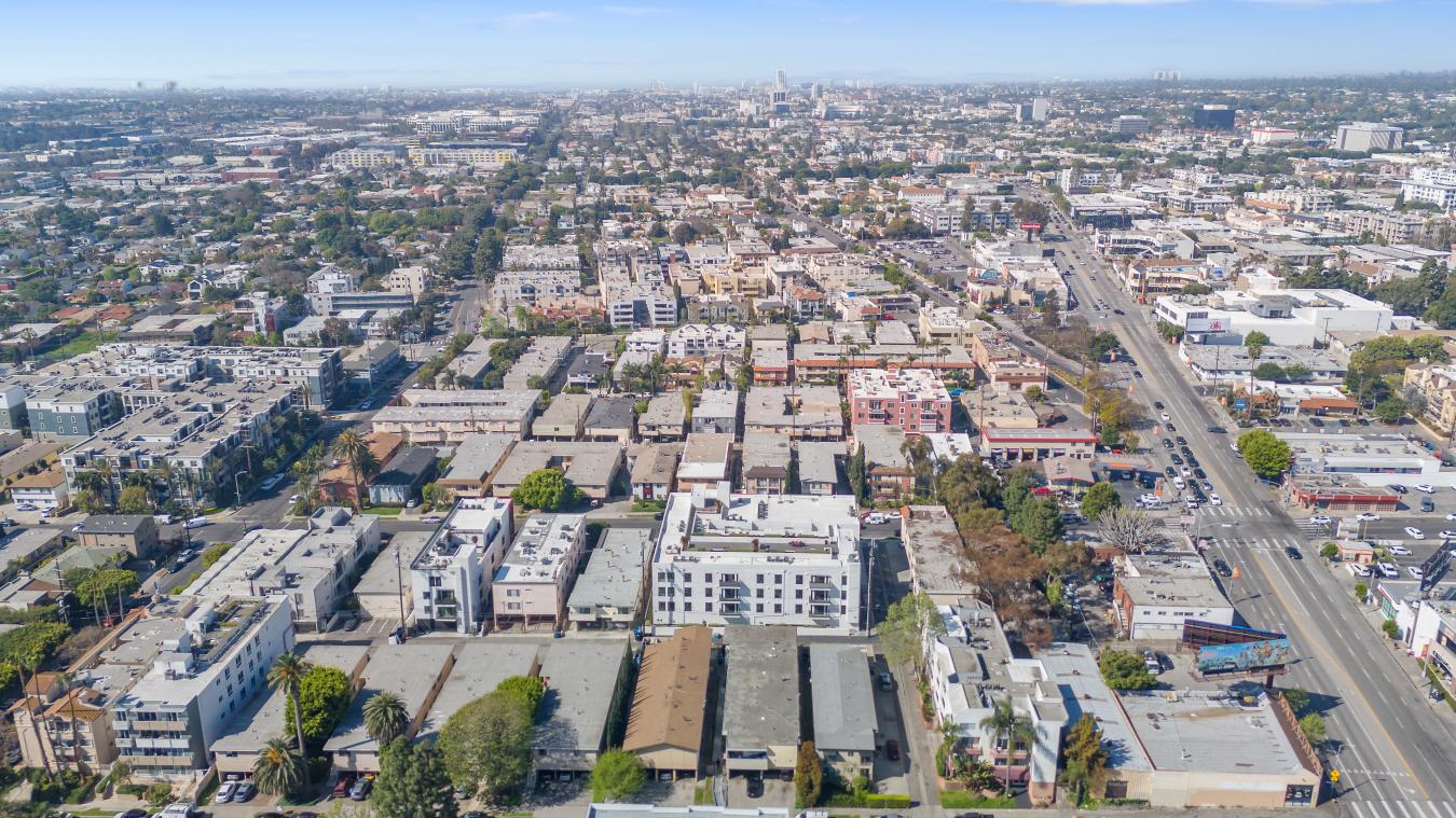 Los Angeles, Los Angeles, 90025, United States, ,Residential,For Sale,1964425