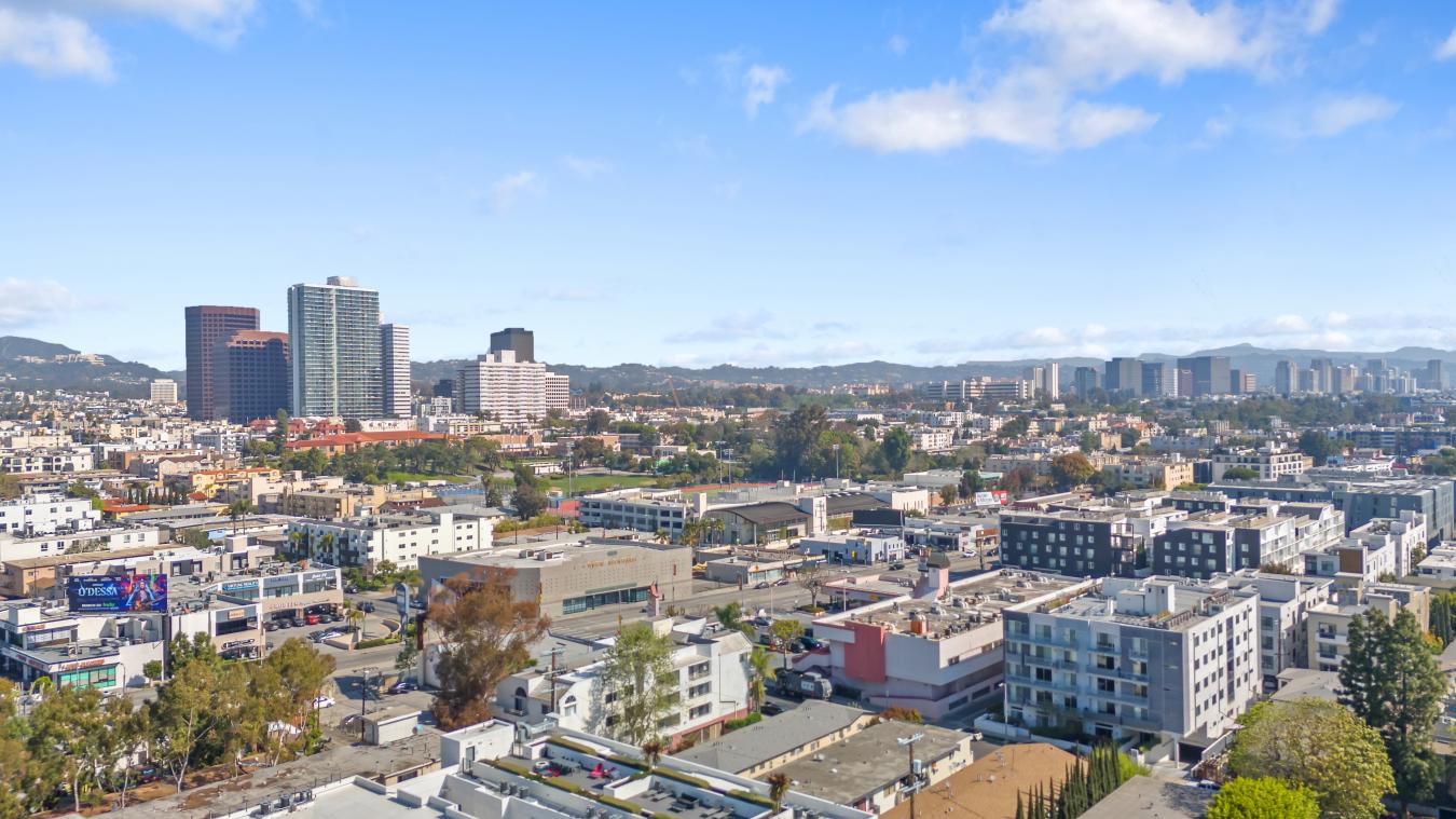 Los Angeles, Los Angeles, 90025, United States, ,Residential,For Sale,1964425