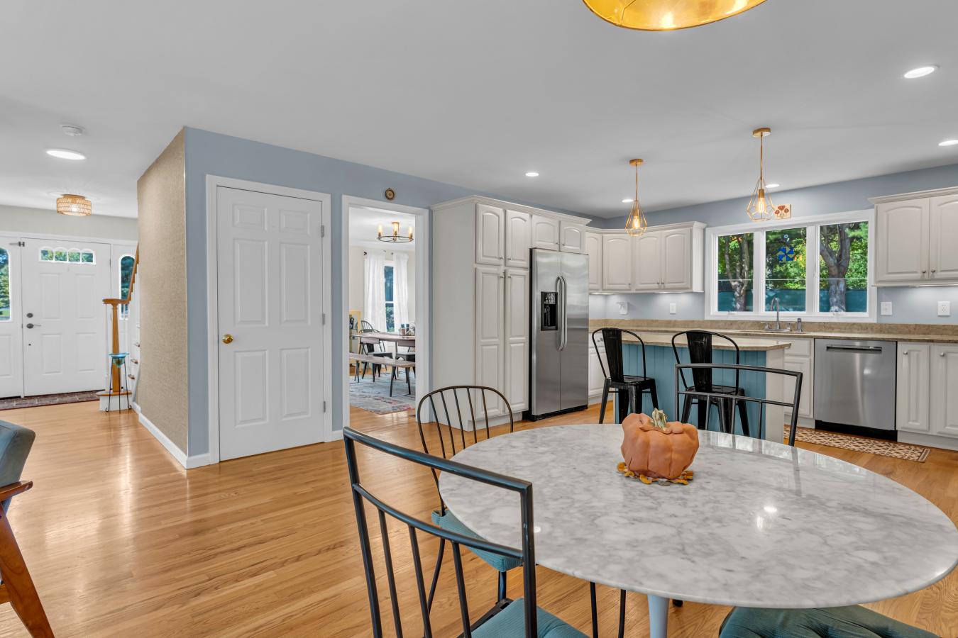 Old Lyme, Connecticut, 06371, United States, 3 Bedrooms Bedrooms, ,3 BathroomsBathrooms,Residential,For Sale,1963307