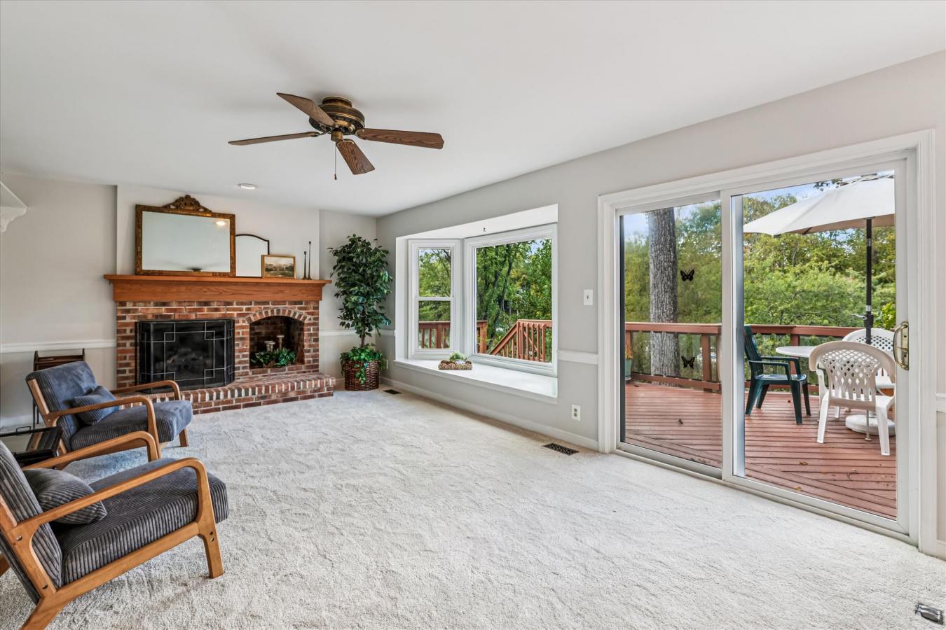 Dumfries, Prince William, 22025, United States, 4 Bedrooms Bedrooms, ,3 BathroomsBathrooms,Residential,For Sale,1964424