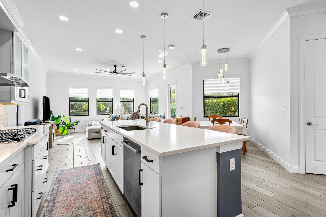 Parkland, Broward, 33076, United States, 5 Bedrooms Bedrooms, ,4 BathroomsBathrooms,Residential,For Sale,1963305