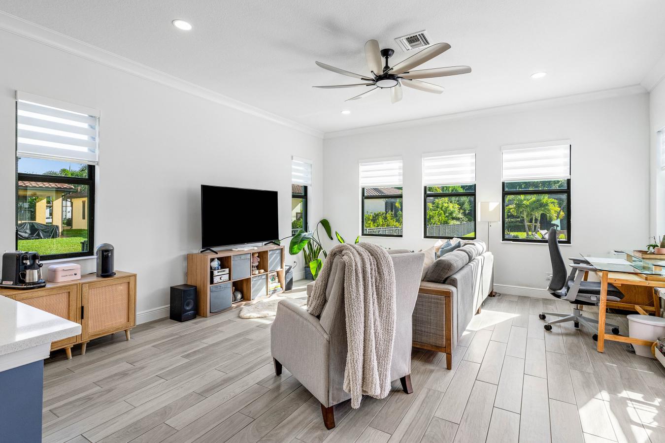 Parkland, Broward, 33076, United States, 5 Bedrooms Bedrooms, ,4 BathroomsBathrooms,Residential,For Sale,1963305