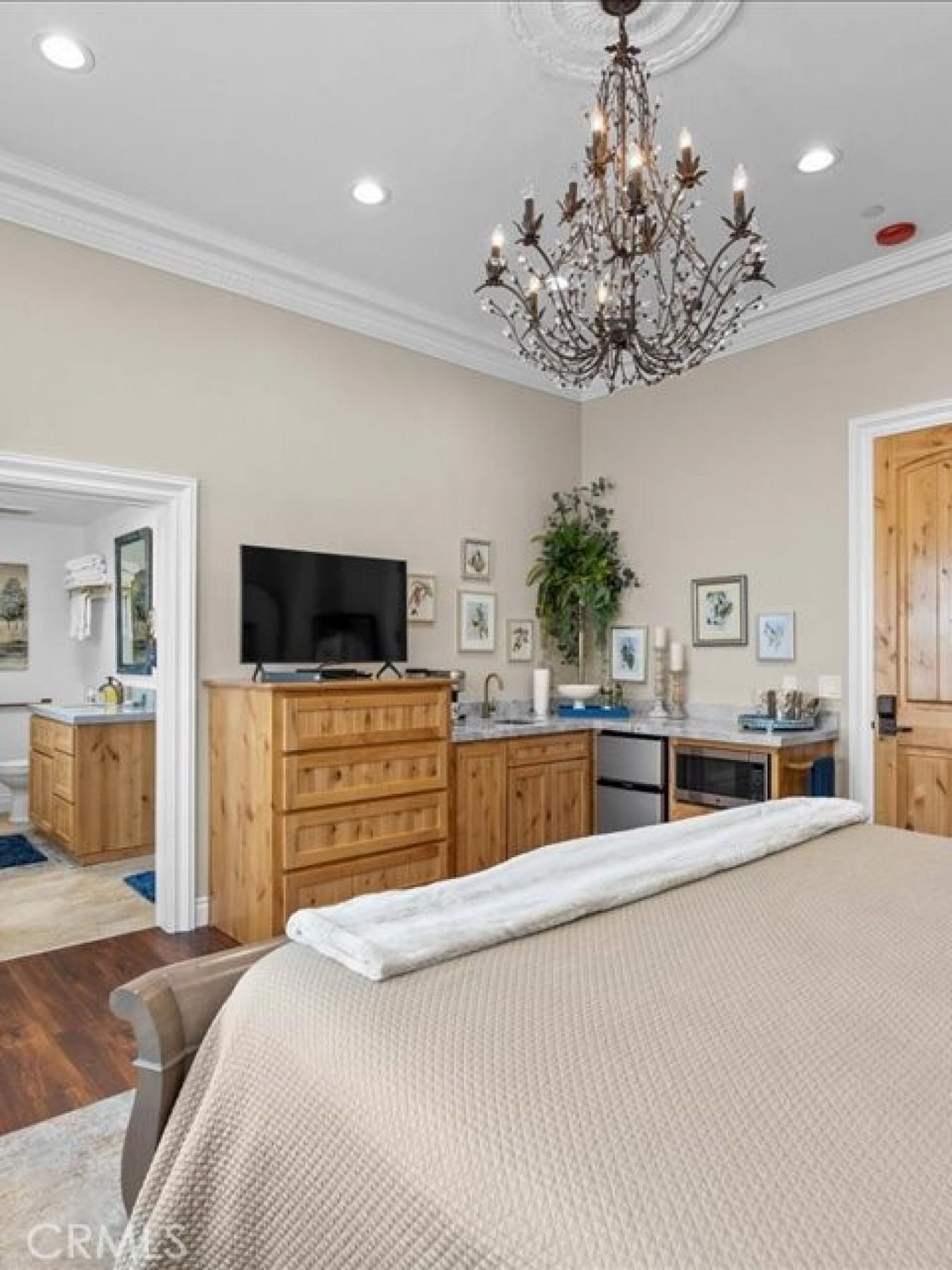 Red Bluff, Tehama, 96080, United States, 6 Bedrooms Bedrooms, ,7 BathroomsBathrooms,Residential,For Sale,1964420