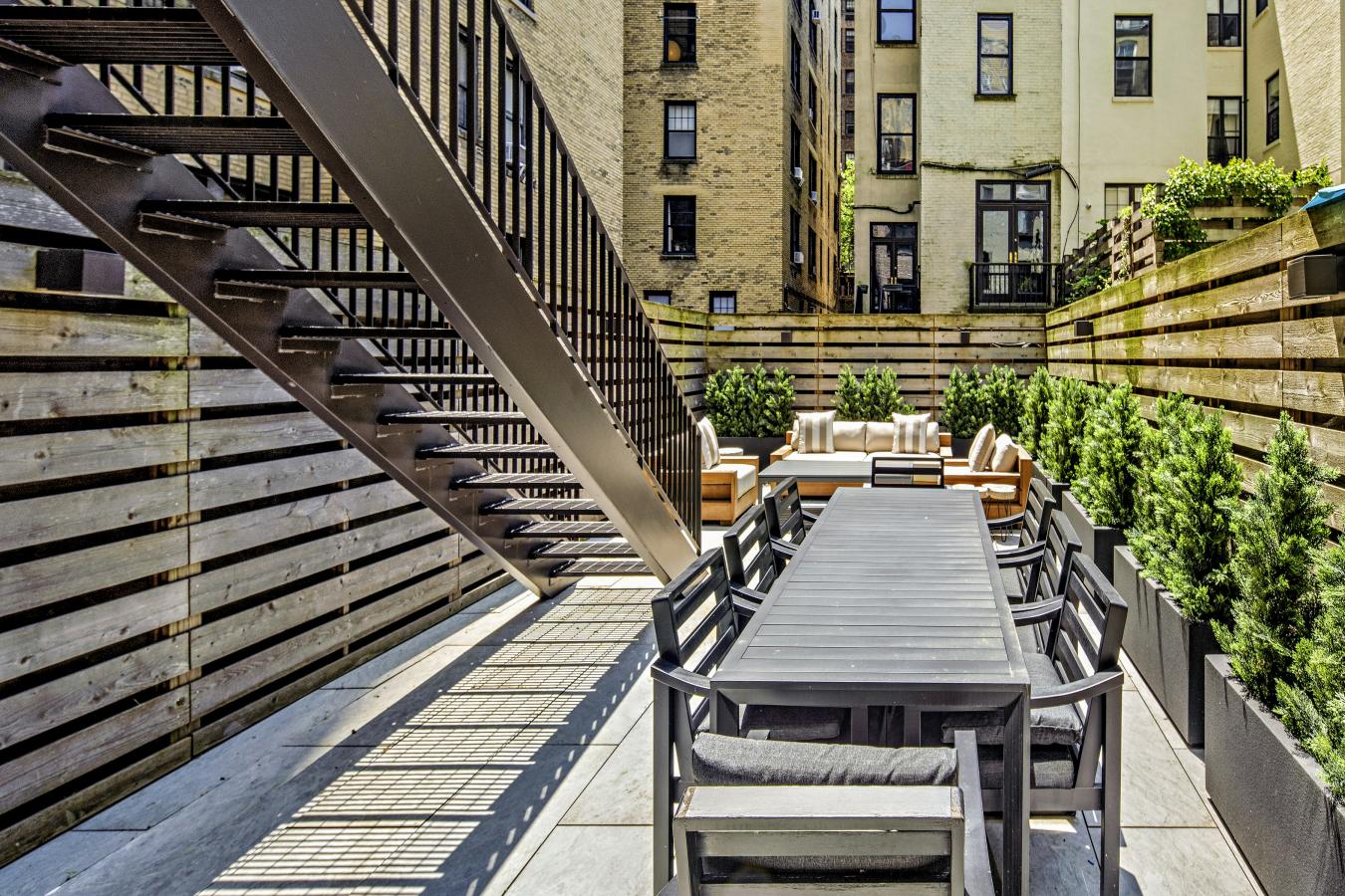 New York, New York, 10025, United States, 5 Bedrooms Bedrooms, ,4 BathroomsBathrooms,Residential,For Sale,1964415