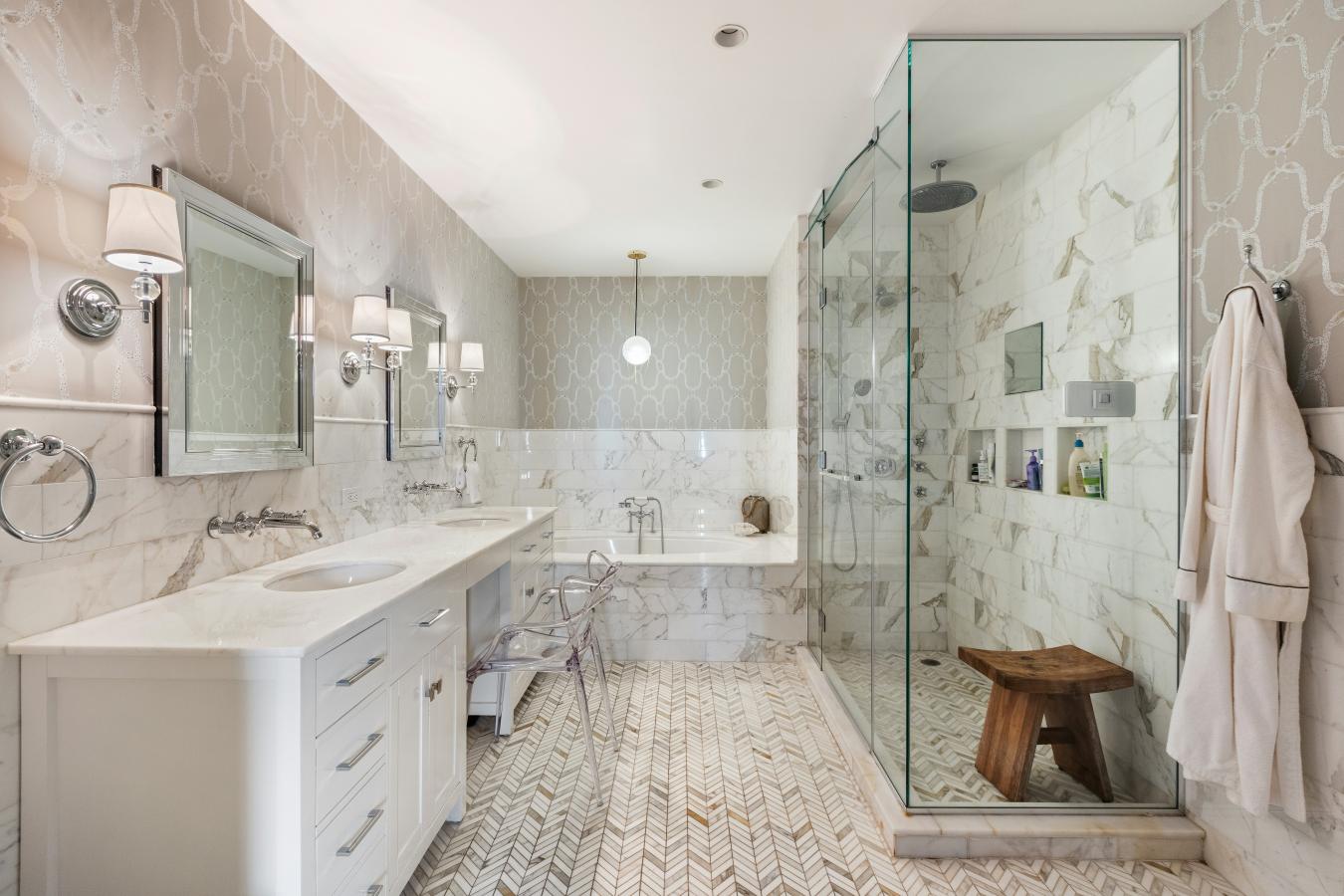 Williamsburg, North side, New York, 11249, United States, 3 Bedrooms Bedrooms, ,2 BathroomsBathrooms,Residential,For Sale,1964413