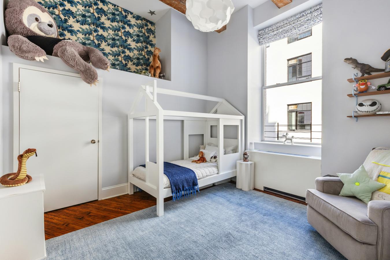 Williamsburg, North side, New York, 11249, United States, 3 Bedrooms Bedrooms, ,2 BathroomsBathrooms,Residential,For Sale,1964413