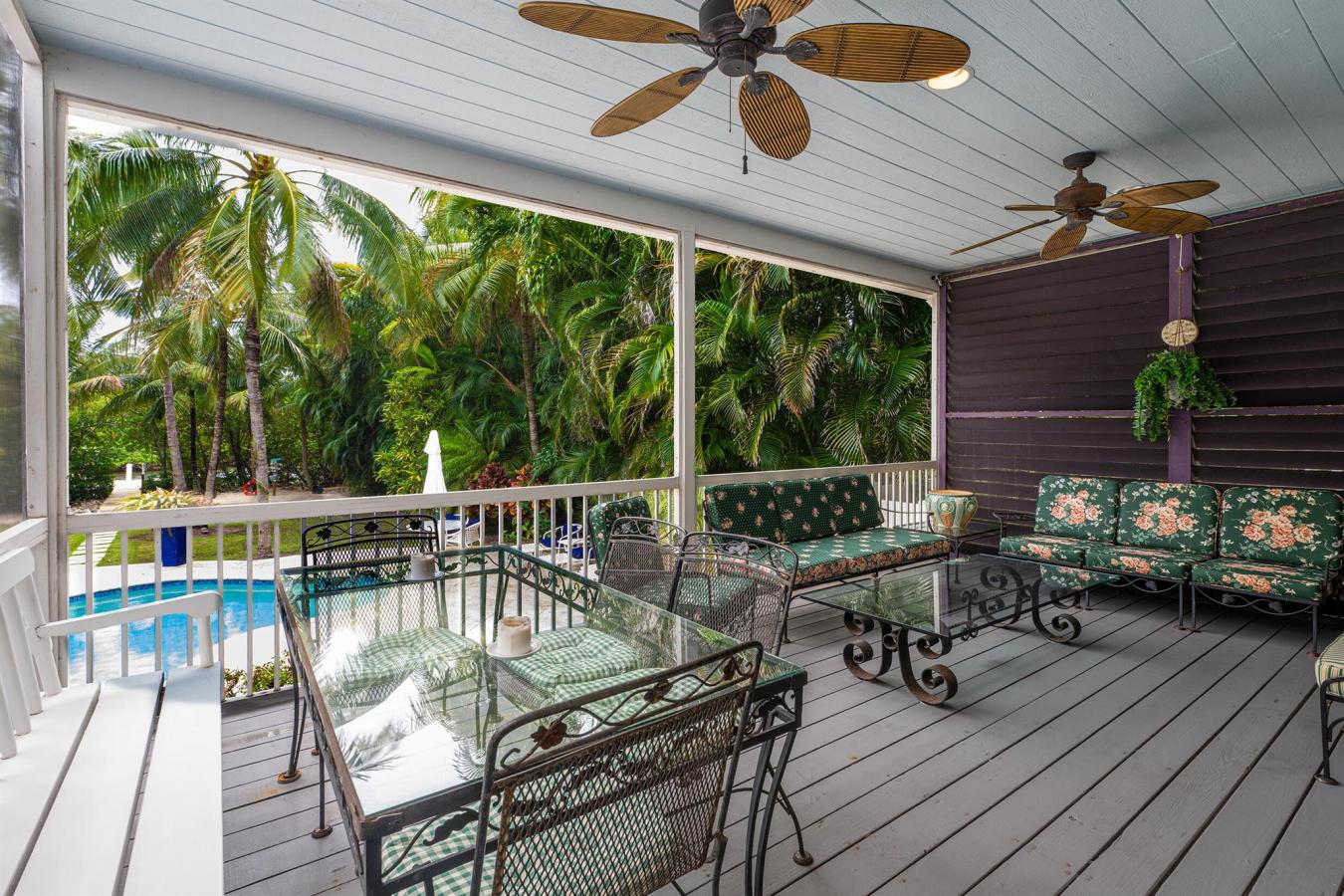 Lantana, Florida, 33462, United States, 5 Bedrooms Bedrooms, ,4 BathroomsBathrooms,Residential,For Sale,1964411