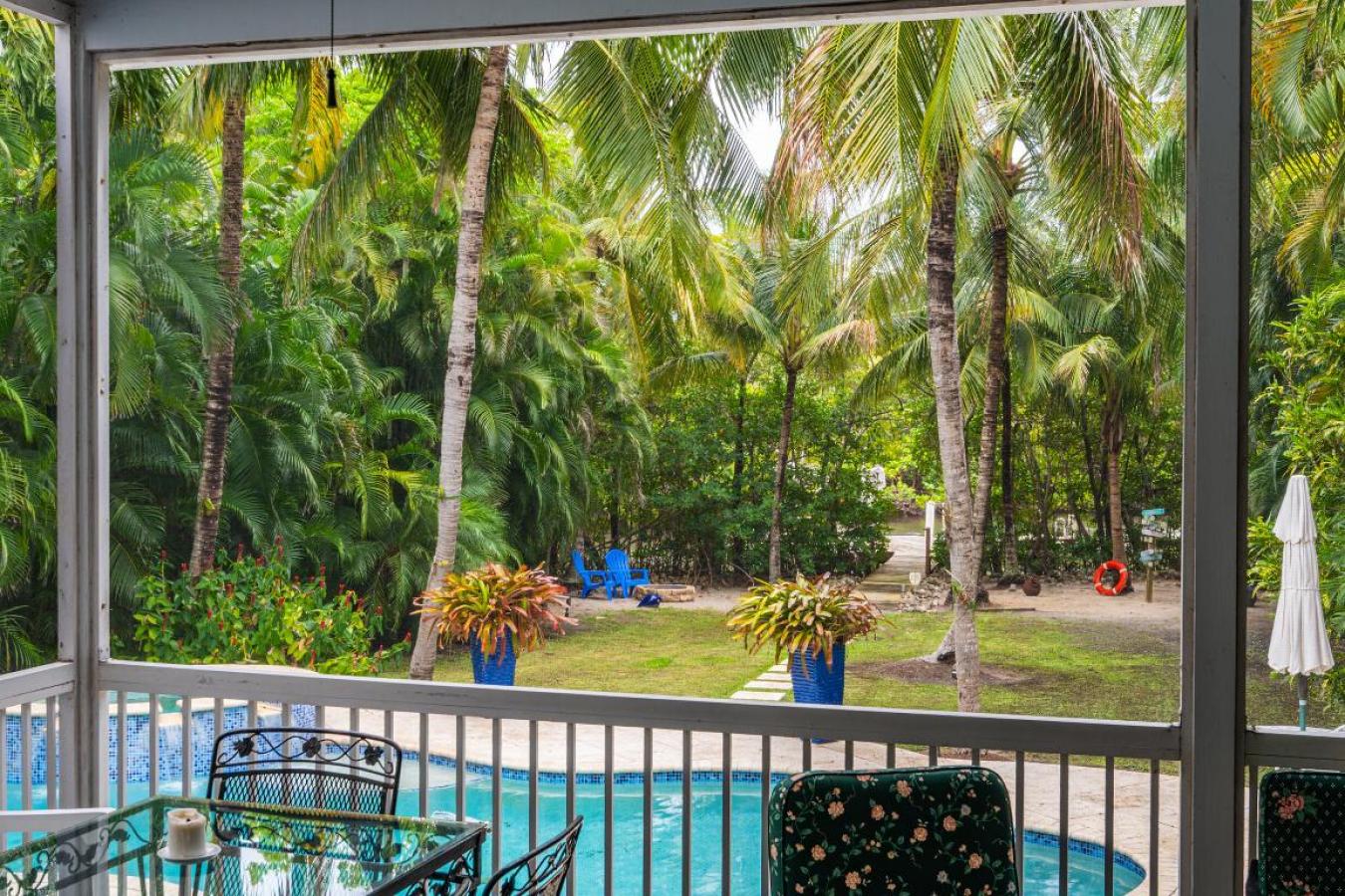 Lantana, Florida, 33462, United States, 5 Bedrooms Bedrooms, ,4 BathroomsBathrooms,Residential,For Sale,1964411