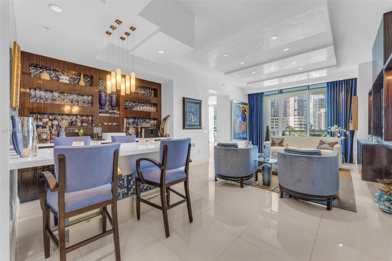 Miami Beach, Florida, 33139, United States, 2 Bedrooms Bedrooms, ,2 BathroomsBathrooms,Residential,For Sale,1964657