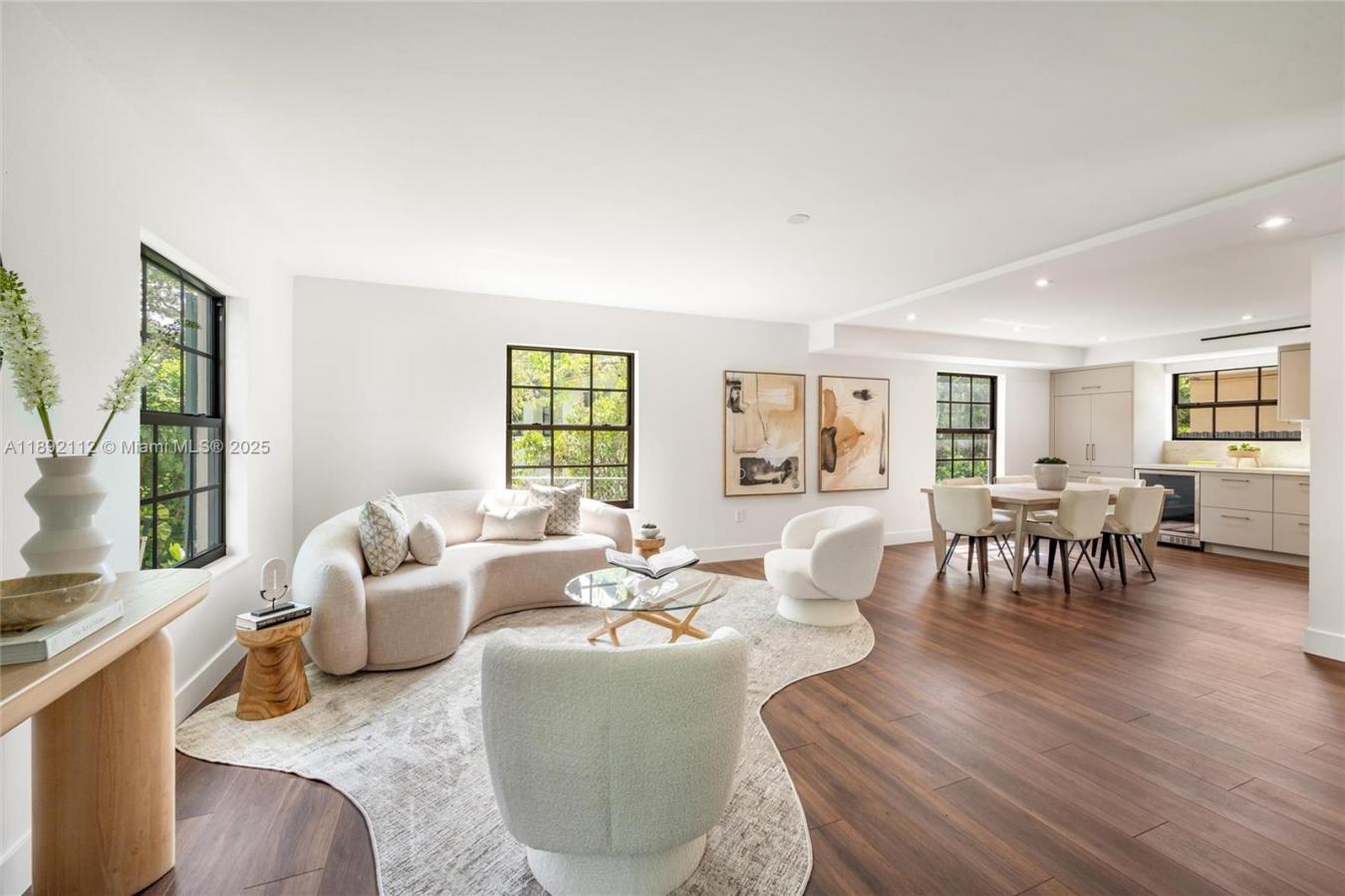 Coral Gables, Florida, 33146, United States, 4 Bedrooms Bedrooms, ,3 BathroomsBathrooms,Residential,For Sale,2010116