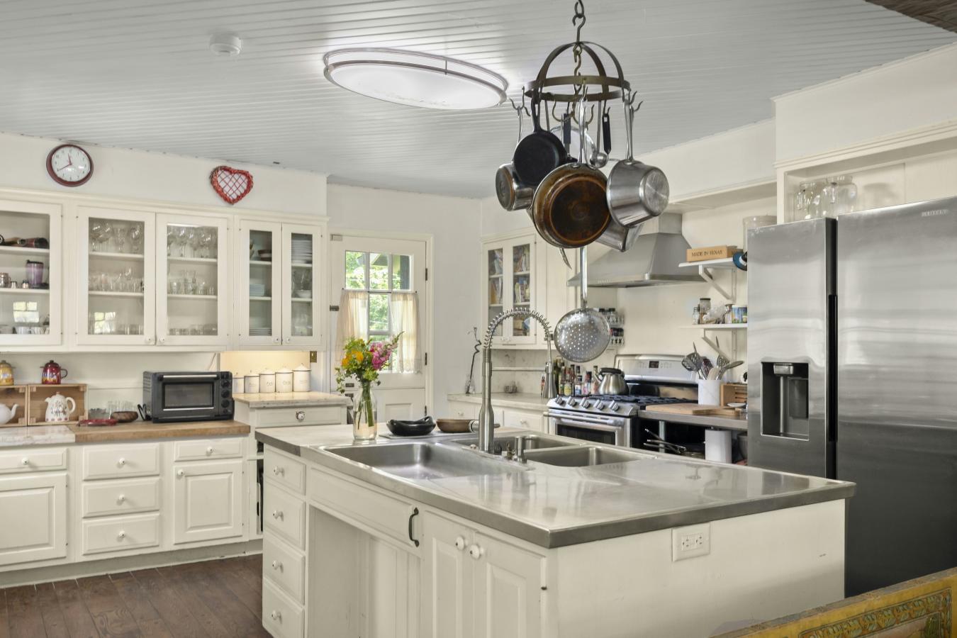 Mt Tremper, New York, 12457, United States, 9 Bedrooms Bedrooms, ,10 BathroomsBathrooms,Residential,For Sale,2011814