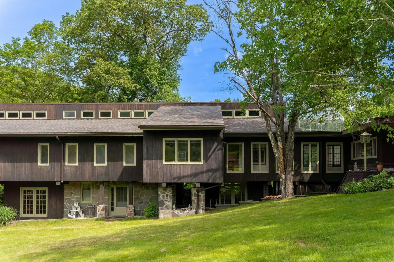 Mt Tremper, New York, 12457, United States, 9 Bedrooms Bedrooms, ,10 BathroomsBathrooms,Residential,For Sale,2011814