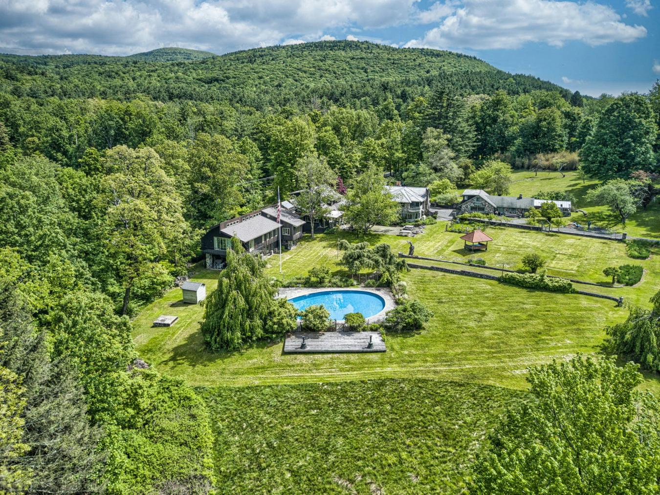 Mt Tremper, New York, 12457, United States, 9 Bedrooms Bedrooms, ,10 BathroomsBathrooms,Residential,For Sale,2011814